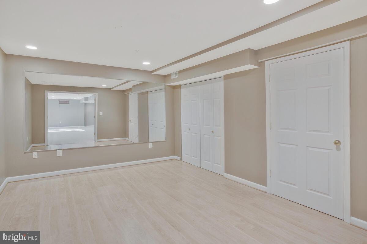 FOXCHASE PLAT 24 - Residential Lease