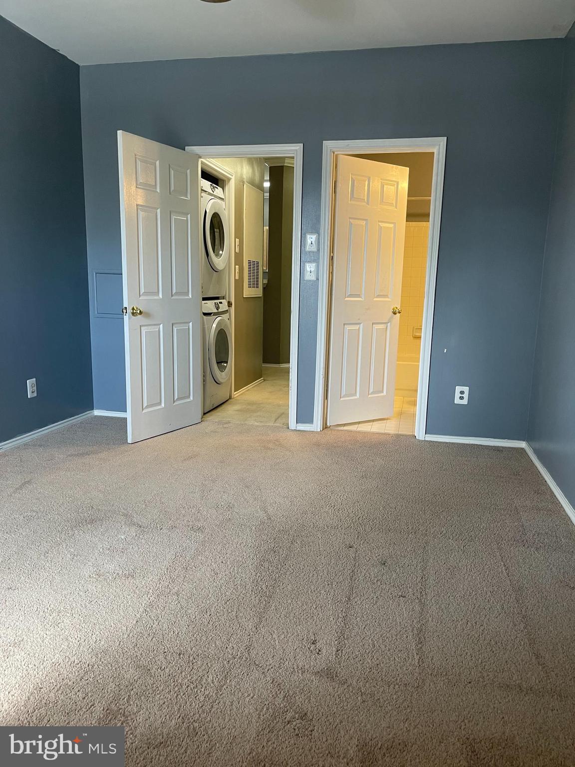 STONECROFT CONDO - Residential Lease