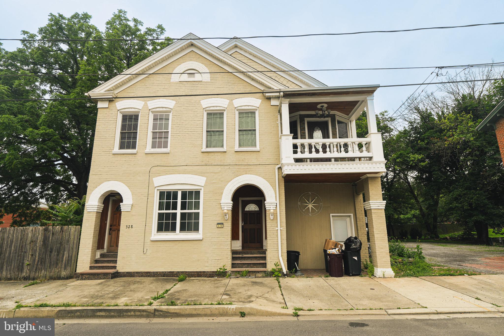 328 N MECHANIC STREET