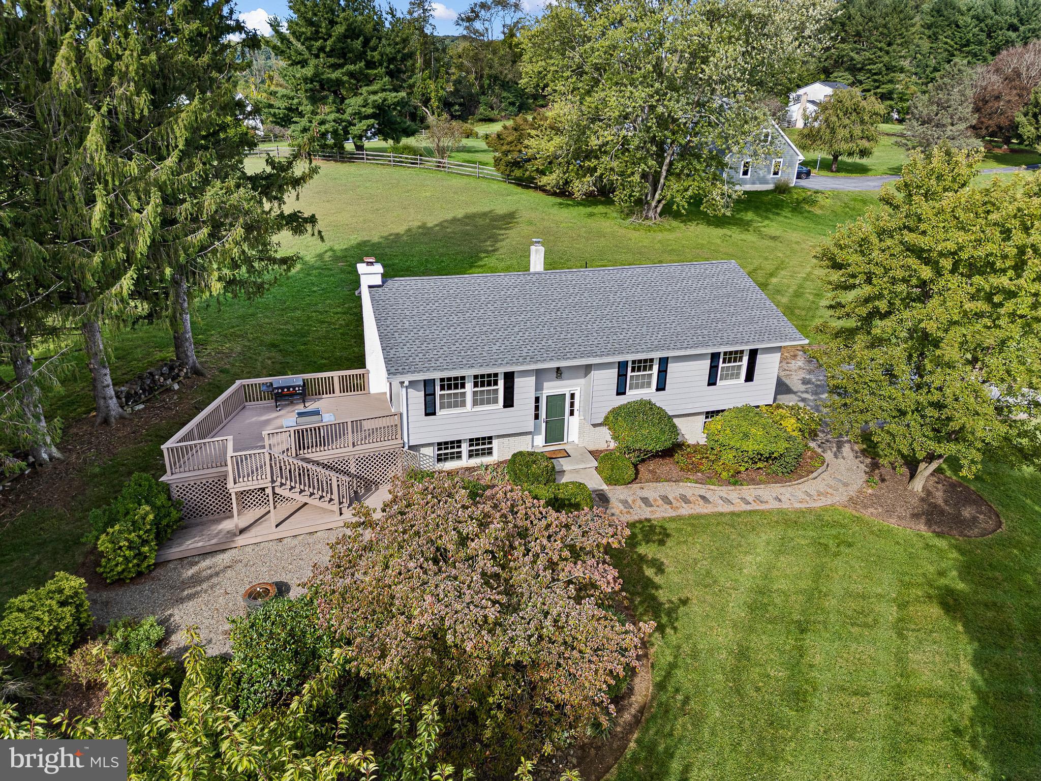 1632 CLEARVIEW DRIVE