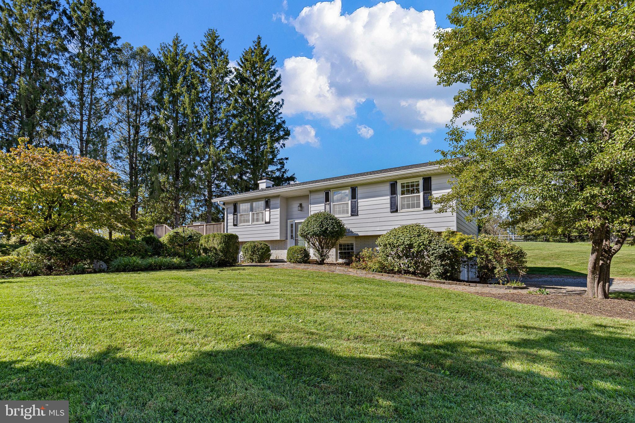 1632 CLEARVIEW DRIVE