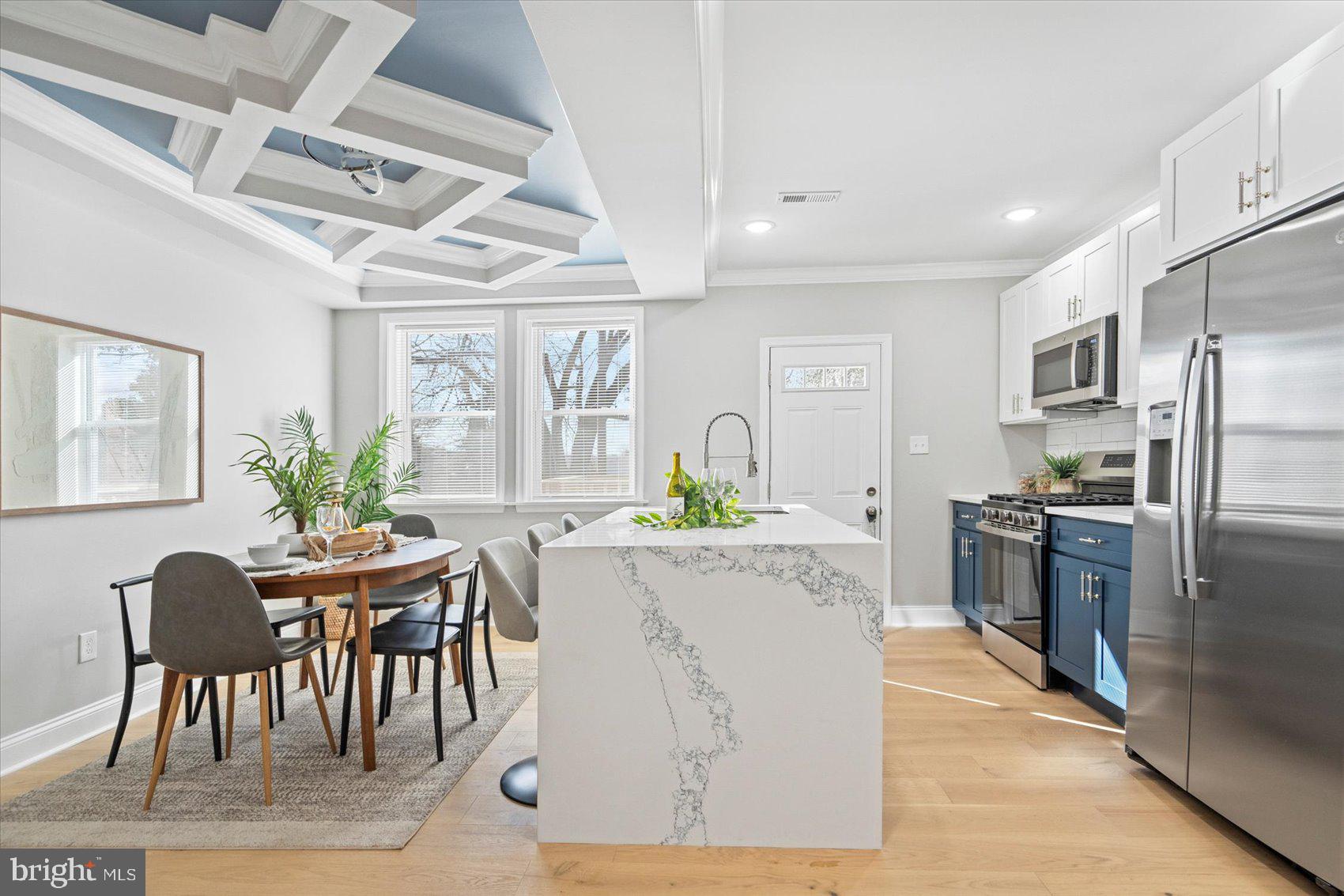 WOODMERE - Residential