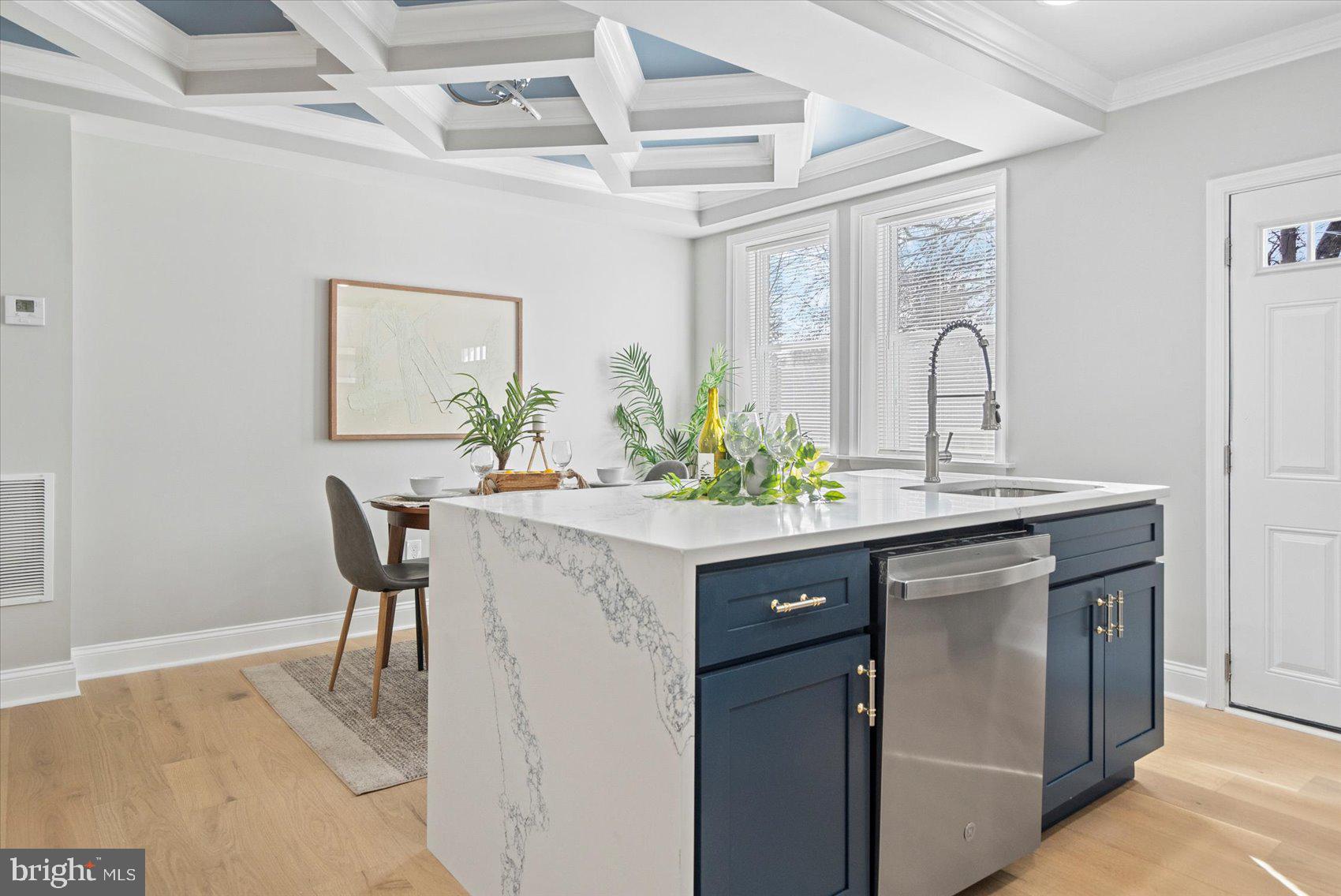 WOODMERE - Residential