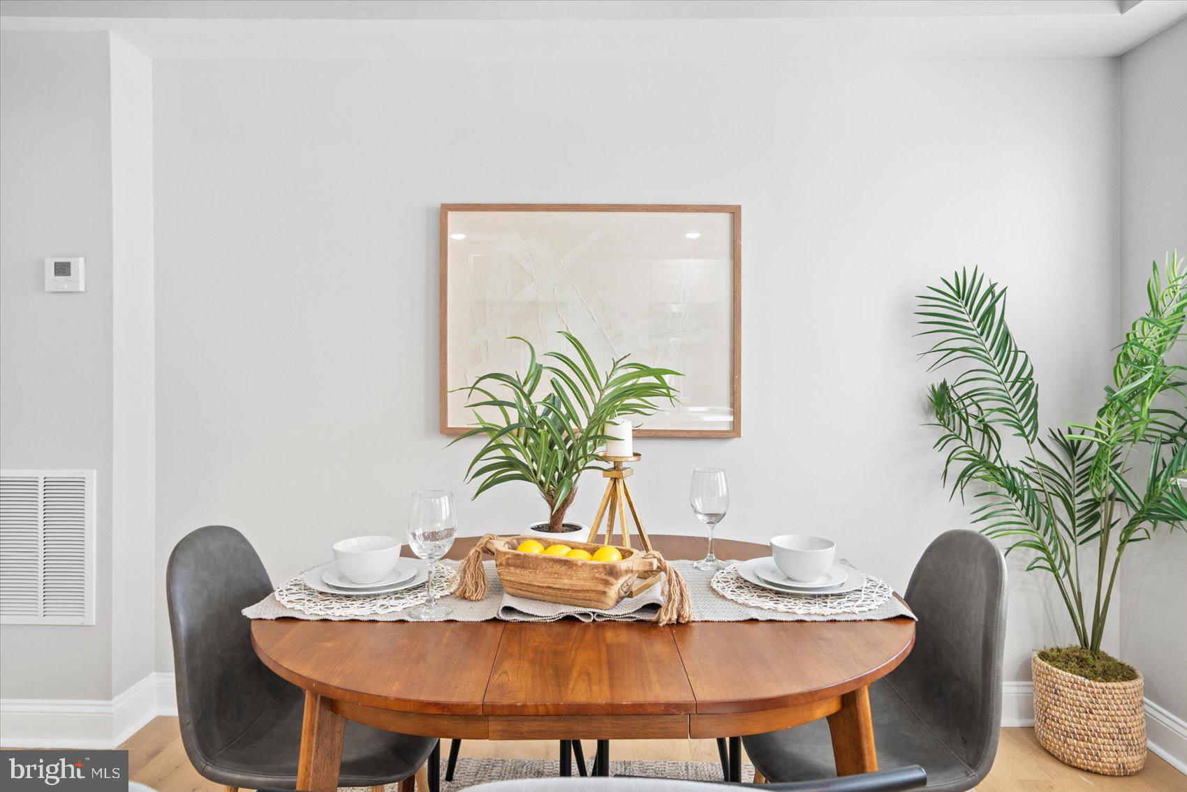 WOODMERE - Residential