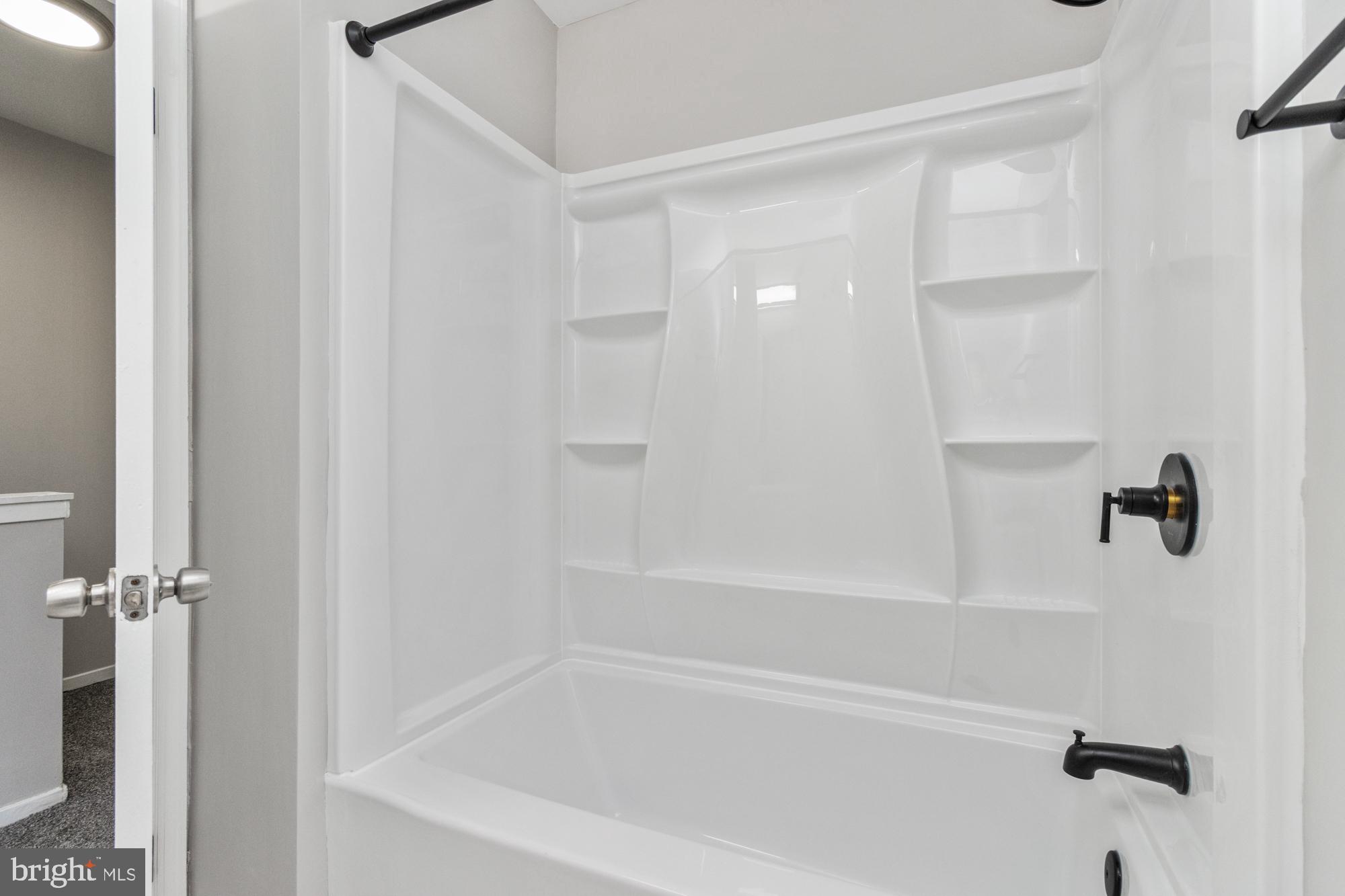 VILLAGE OF PAWNEE - Residential Lease