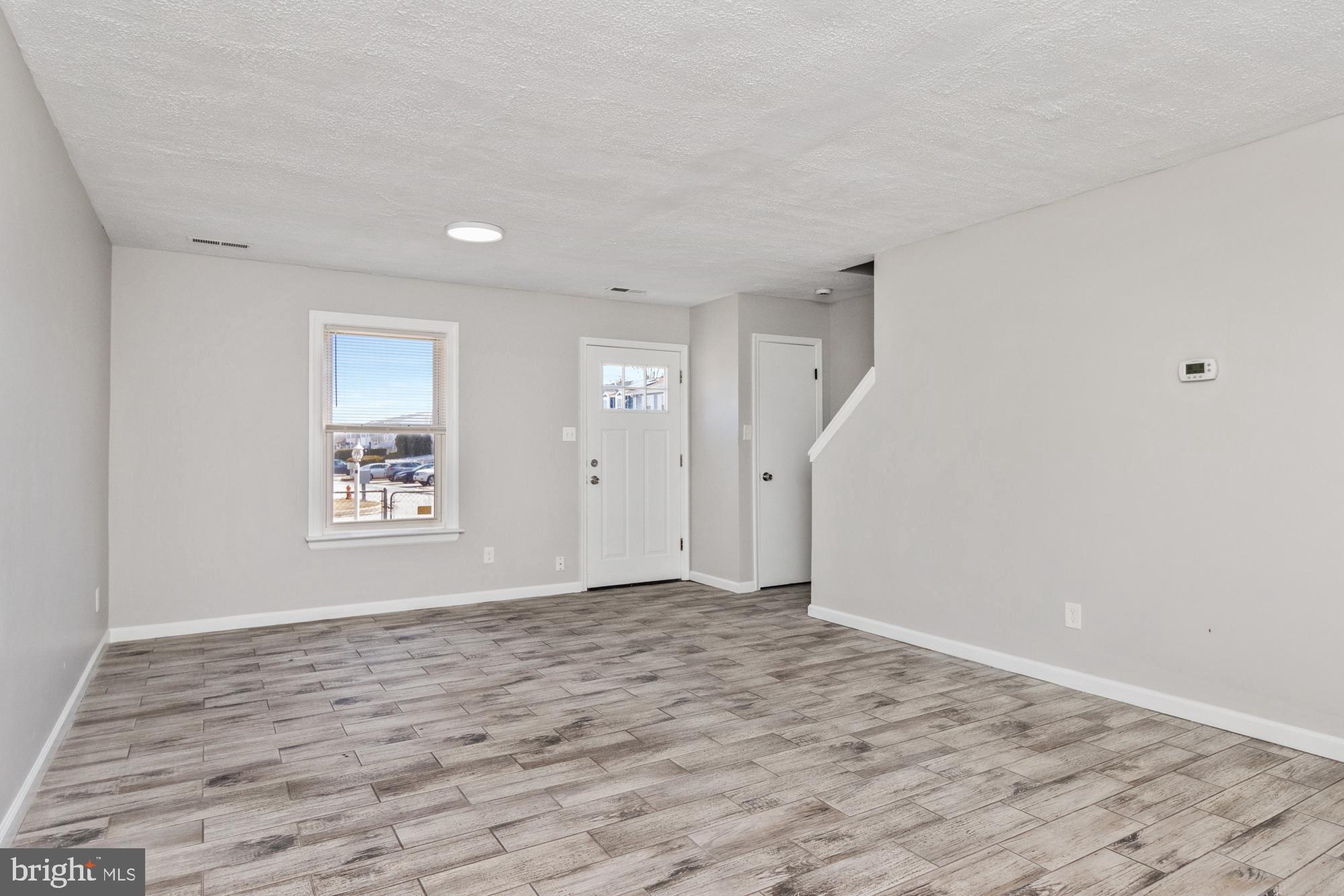 VILLAGE OF PAWNEE - Residential Lease