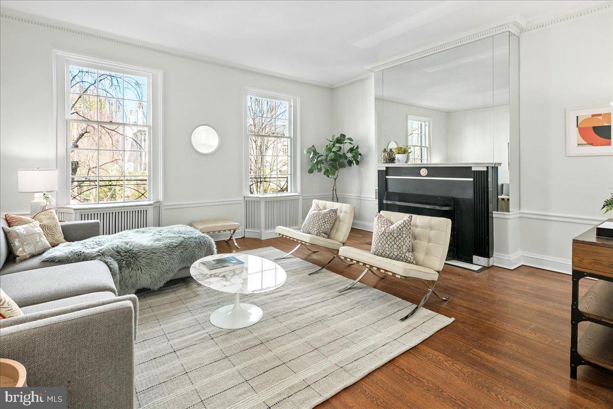 2210 WYOMING AVENUE NW