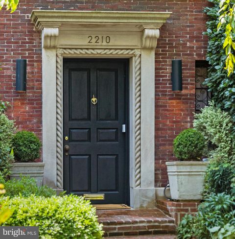 2210 WYOMING AVENUE NW WASHINGTON DC 20008