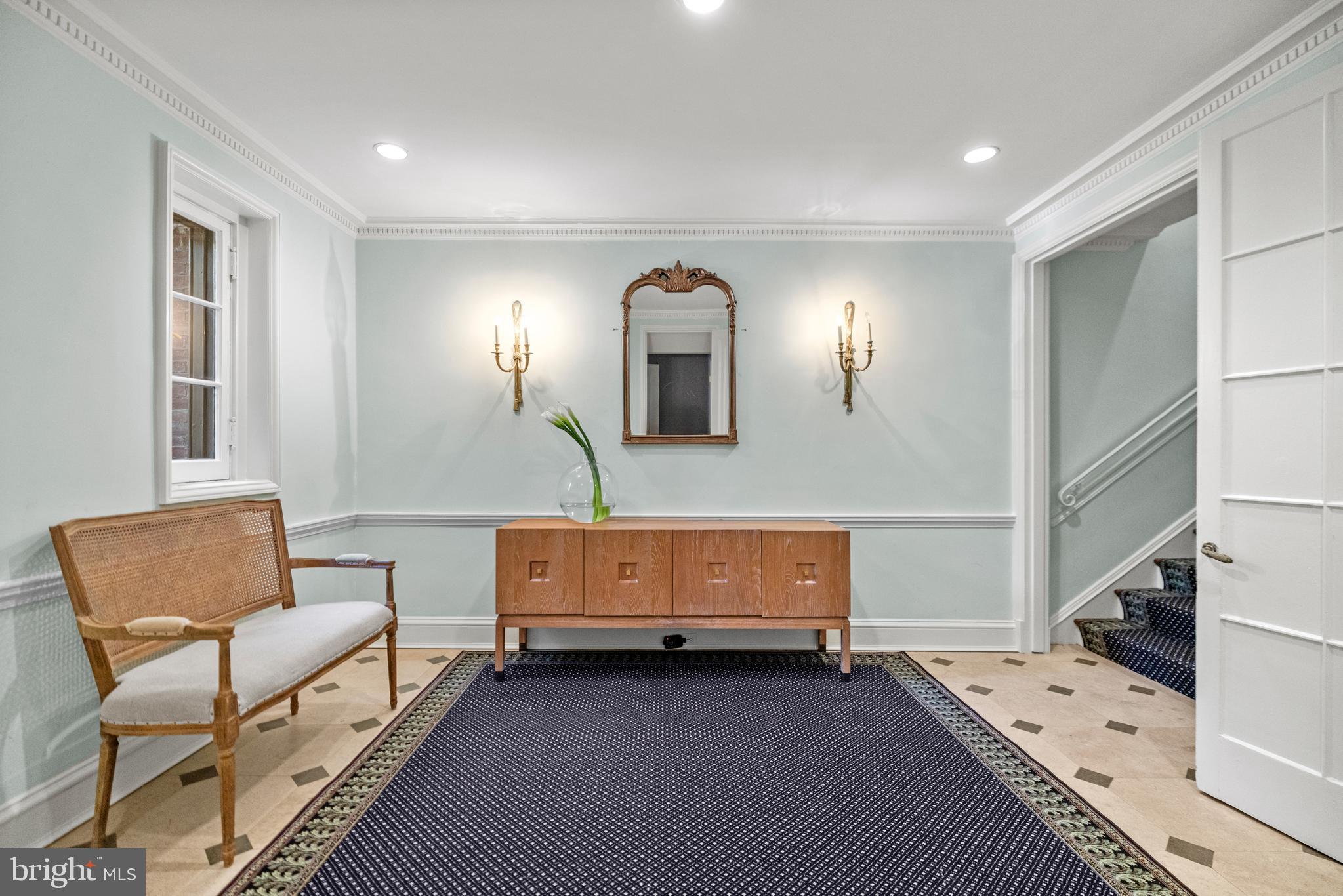 2210 WYOMING AVENUE NW