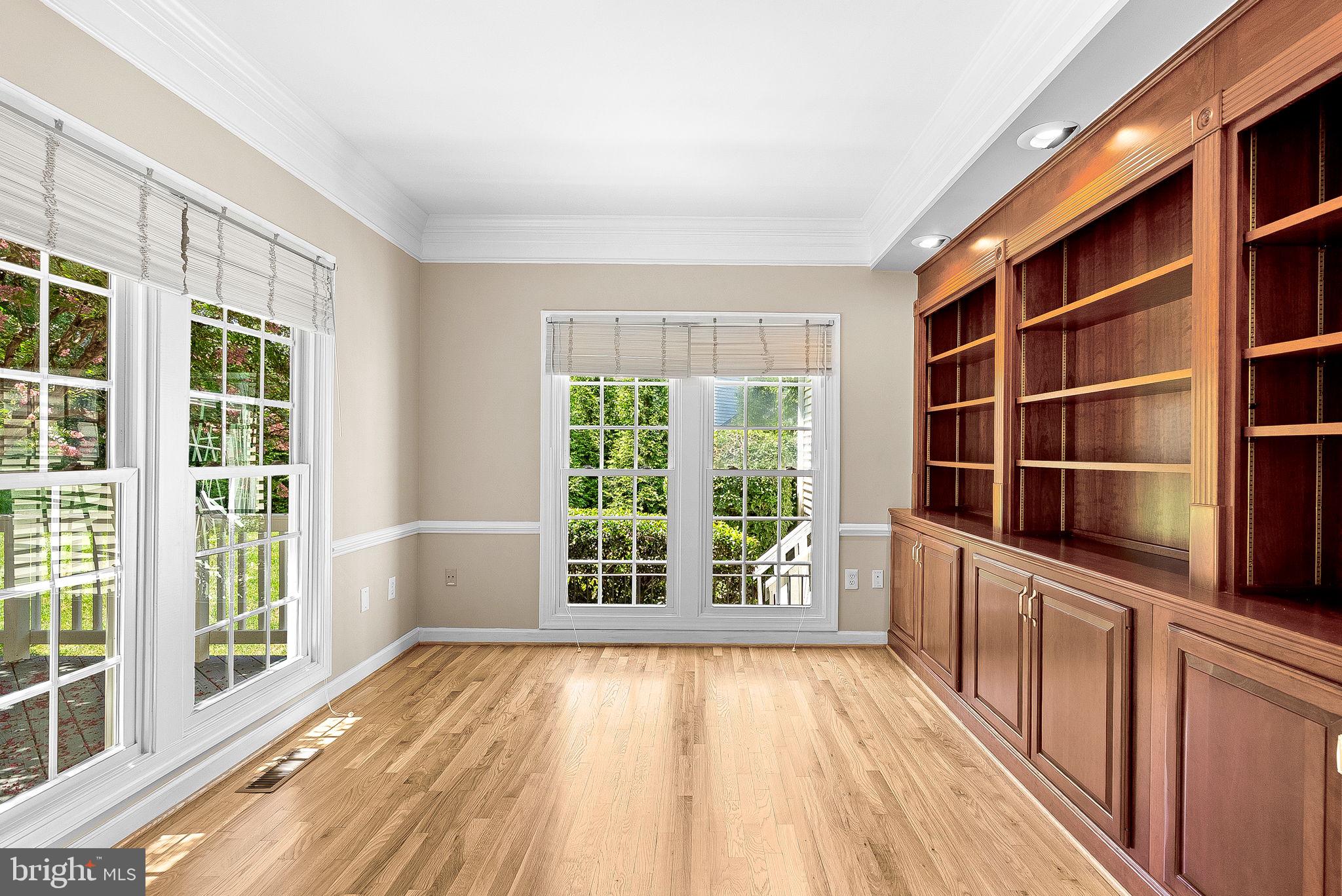 BROOKSIDE - Residential