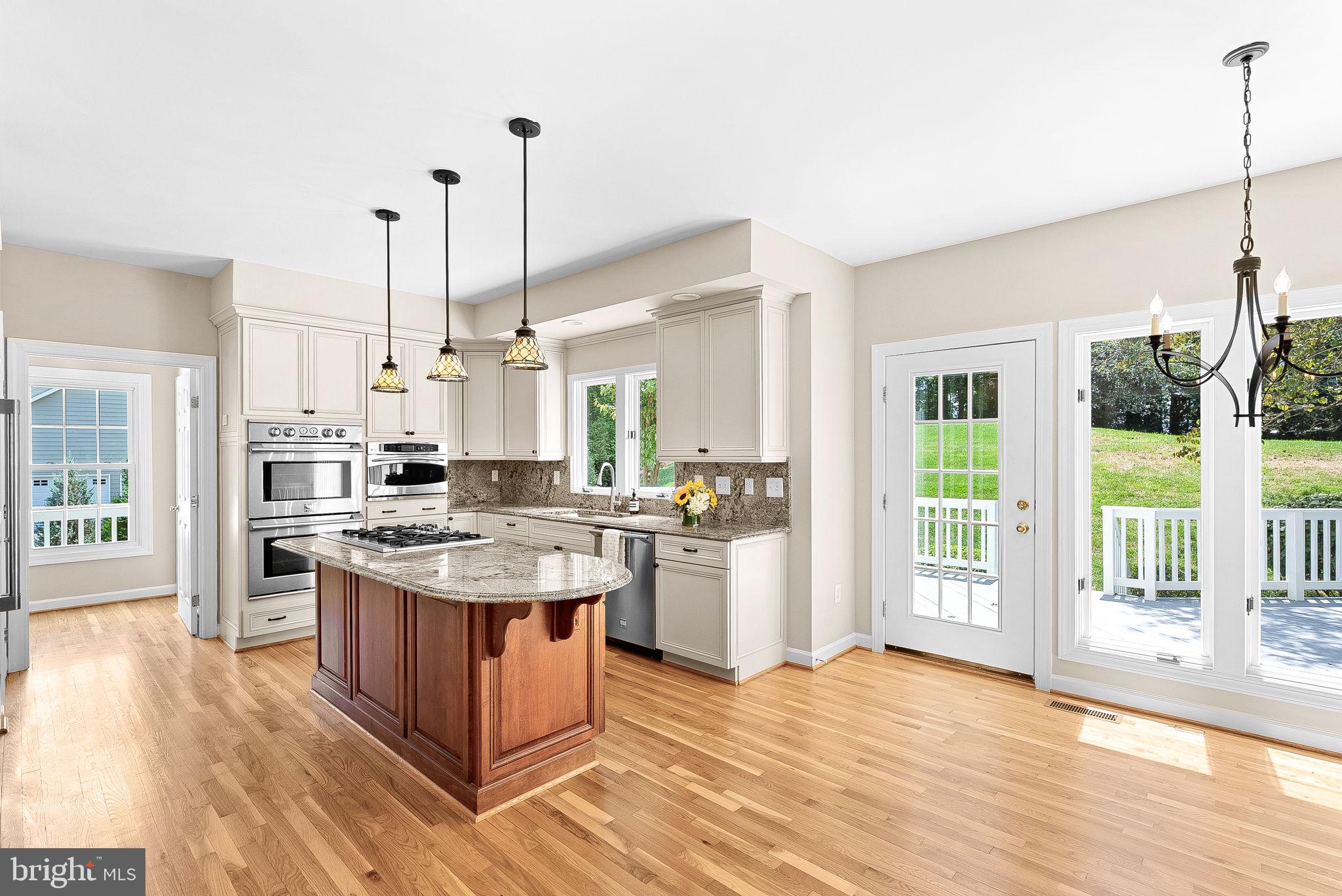 BROOKSIDE - Residential