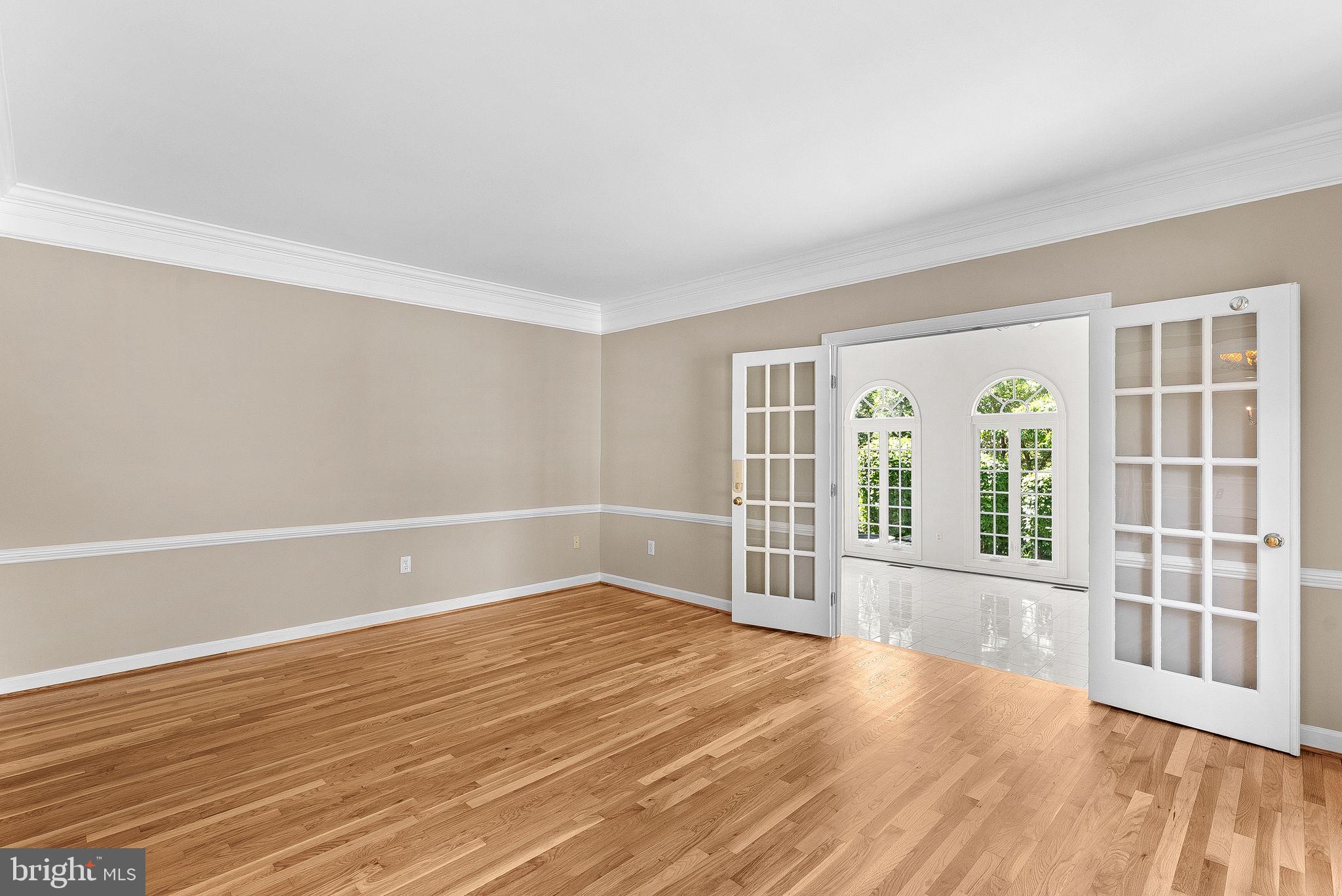 9711 BROOKSTONE LANE