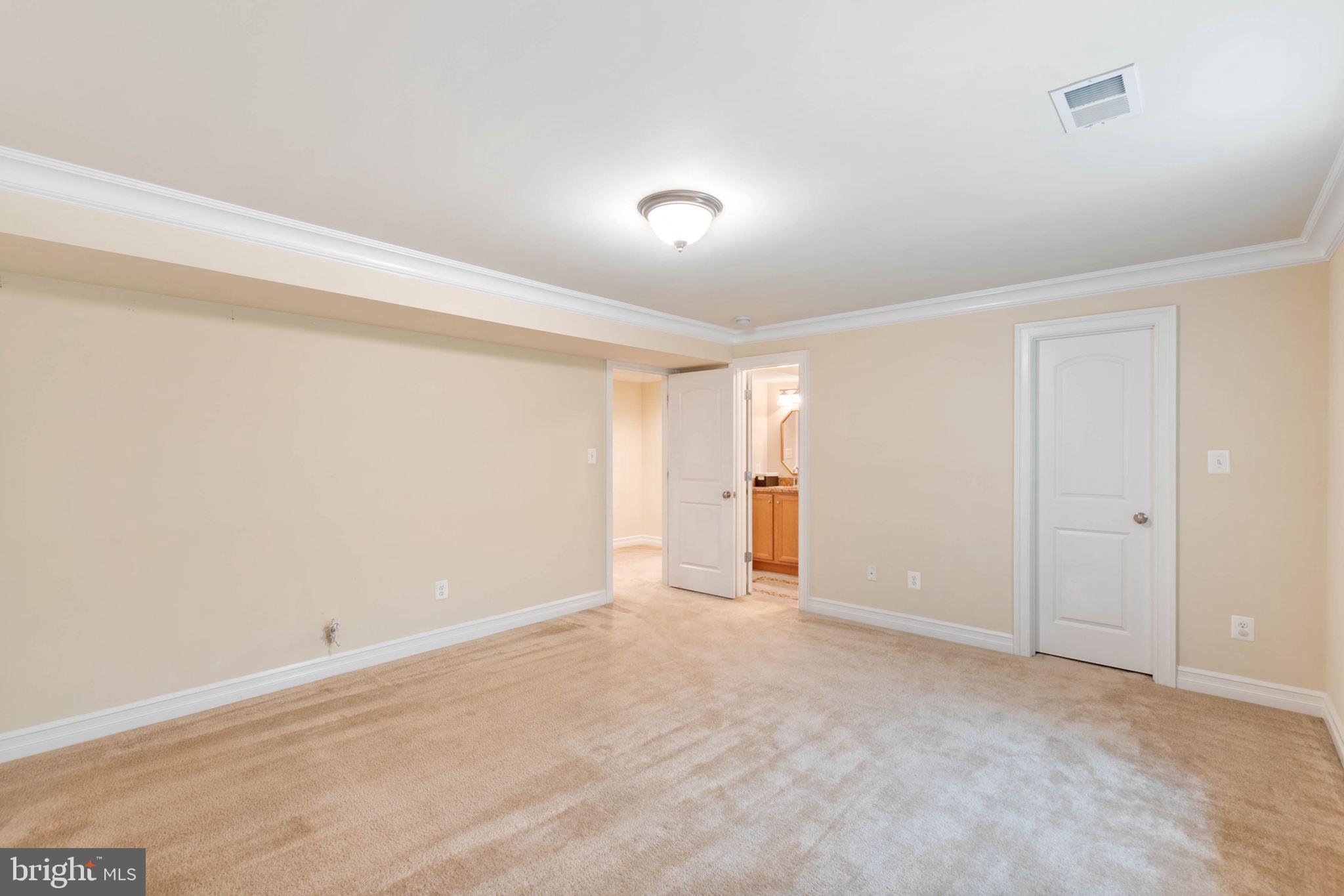 CHESTERBROOK GARDENS - Residential