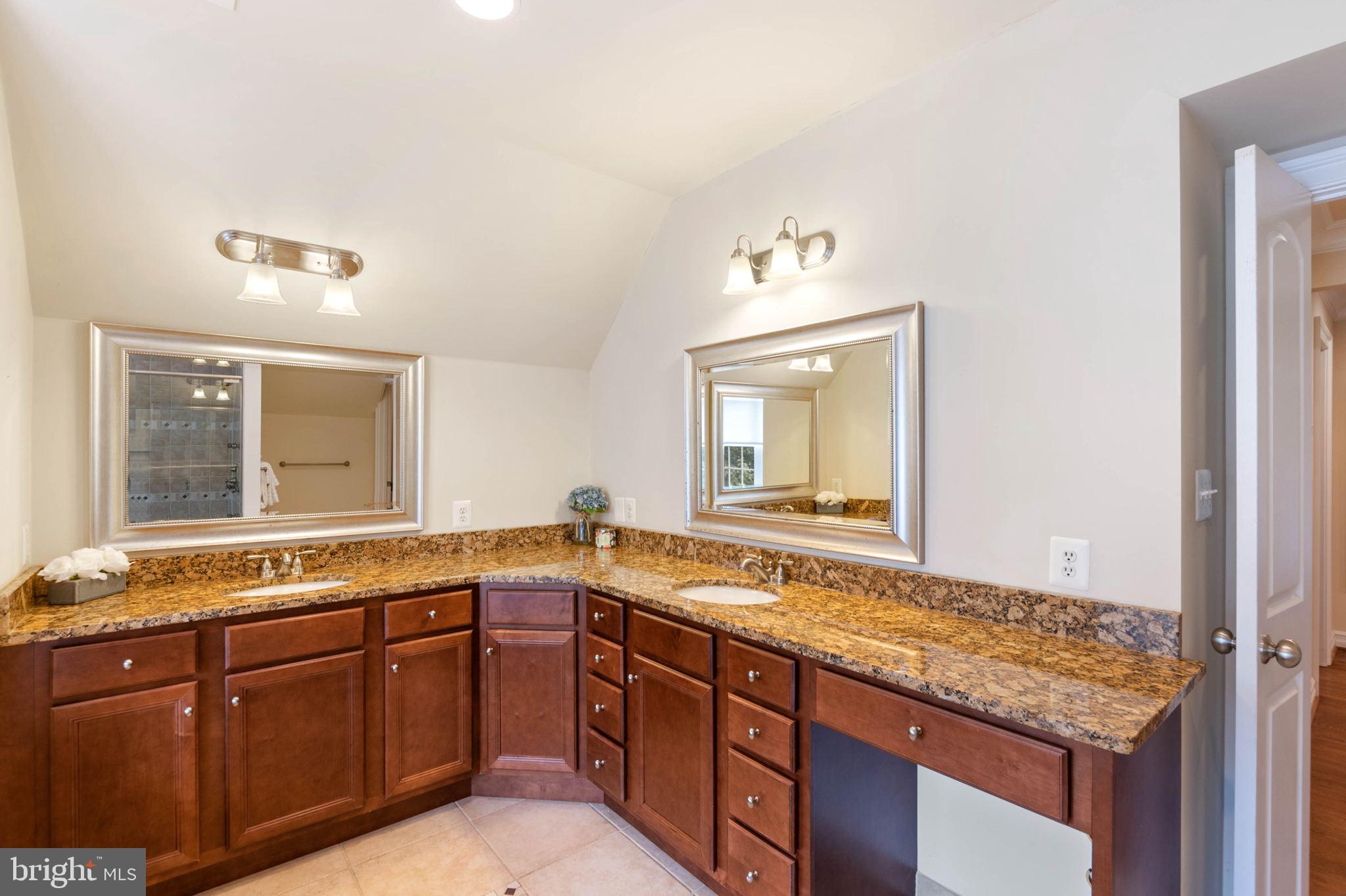 CHESTERBROOK GARDENS - Residential