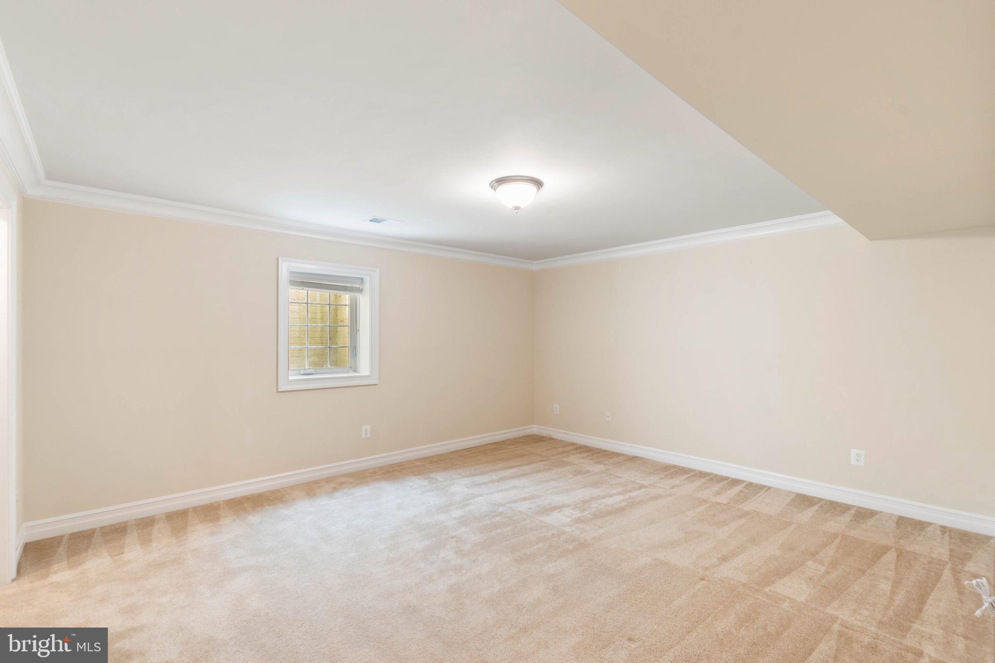 CHESTERBROOK GARDENS - Residential