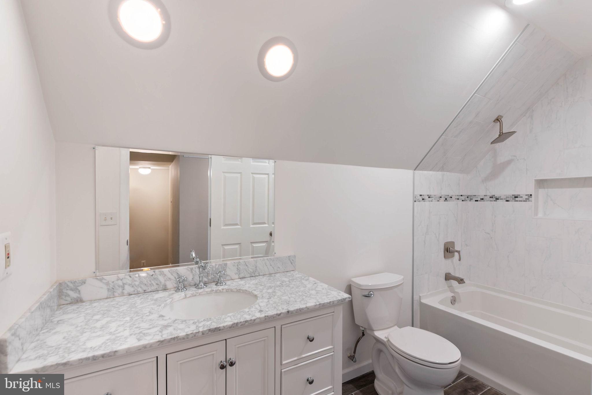 CHESTERBROOK GARDENS - Residential