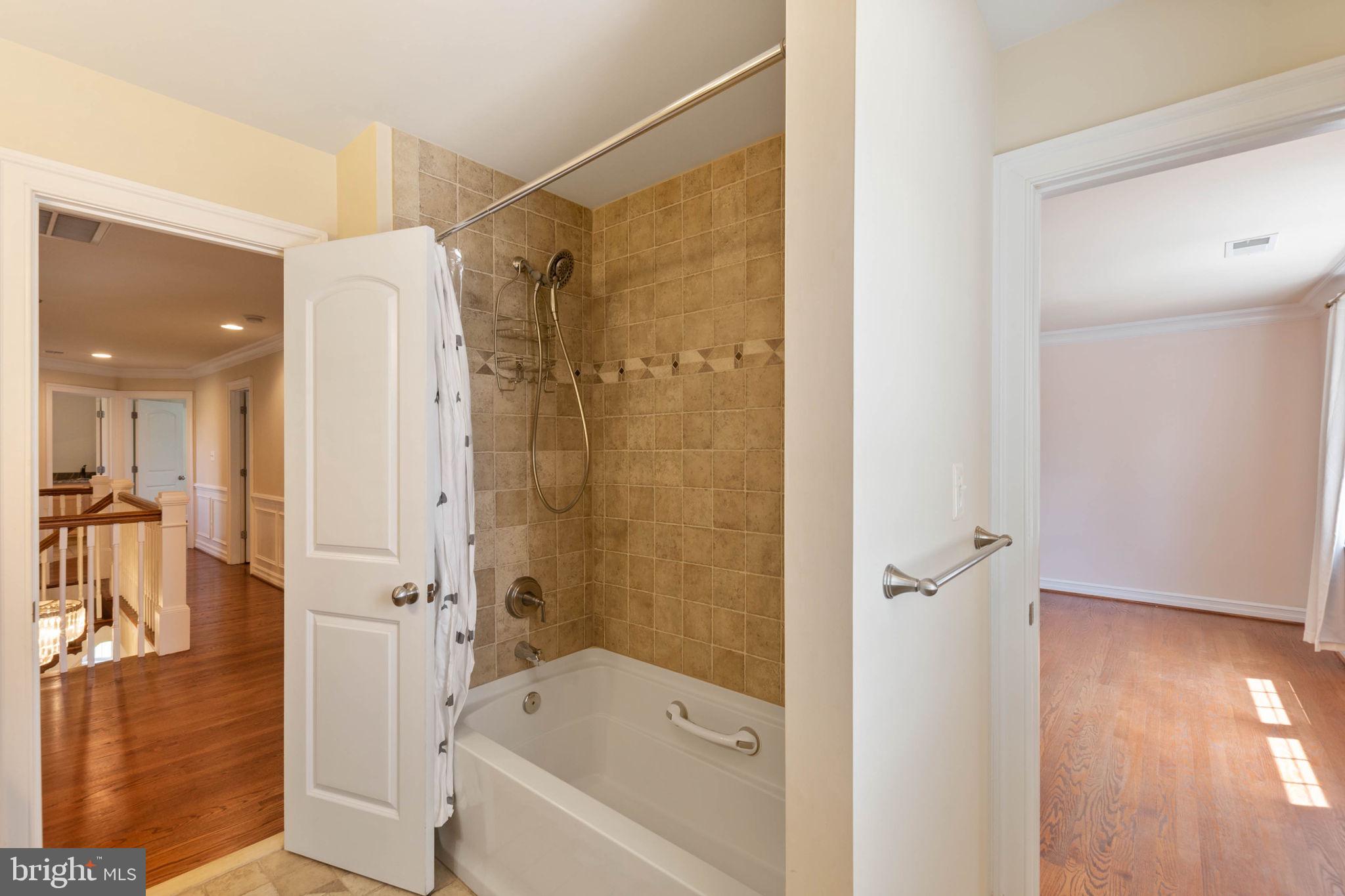 CHESTERBROOK GARDENS - Residential