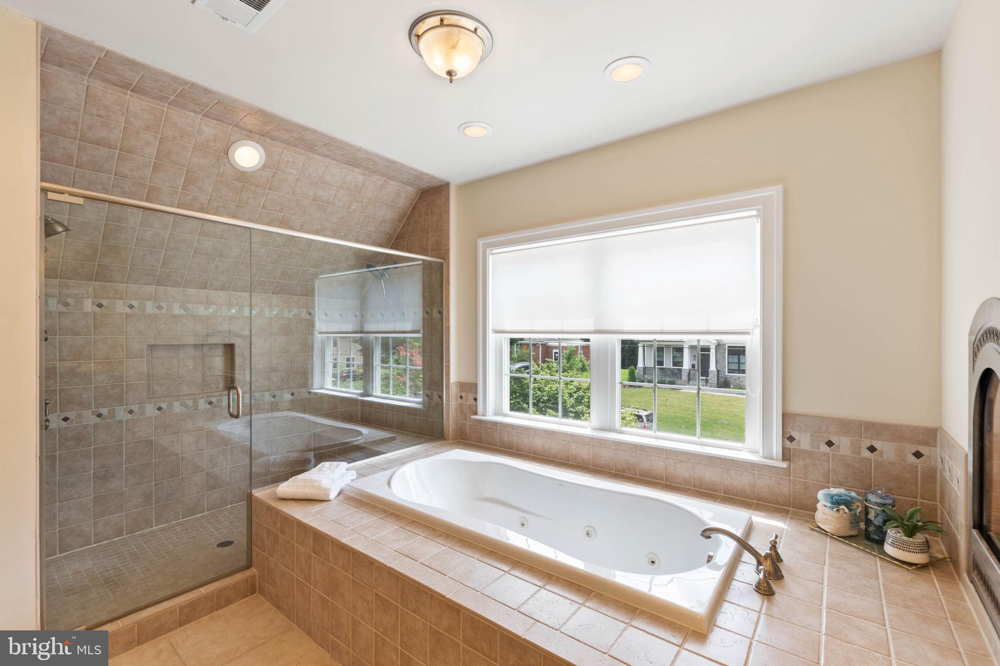 CHESTERBROOK GARDENS - Residential