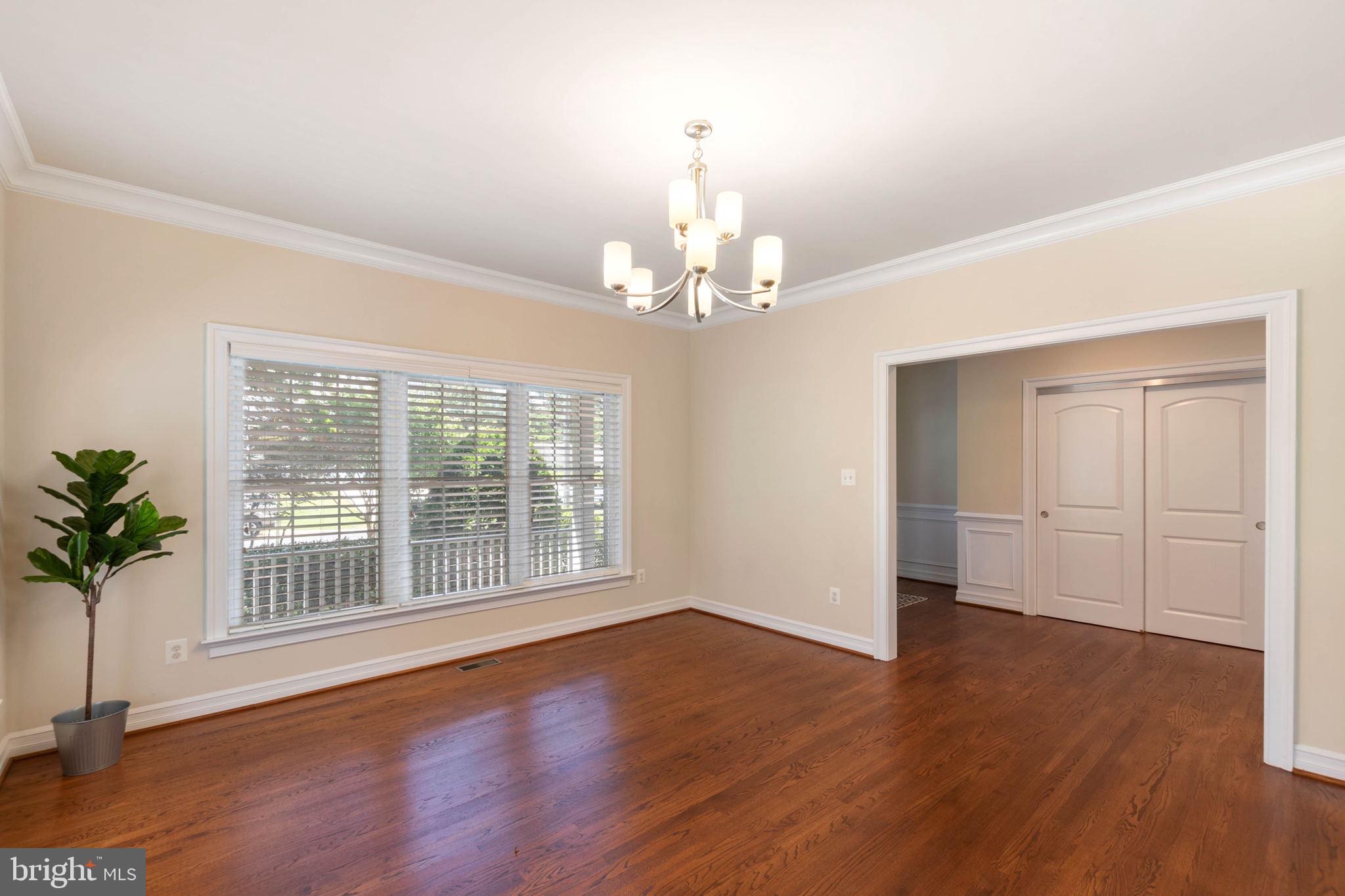 CHESTERBROOK GARDENS - Residential