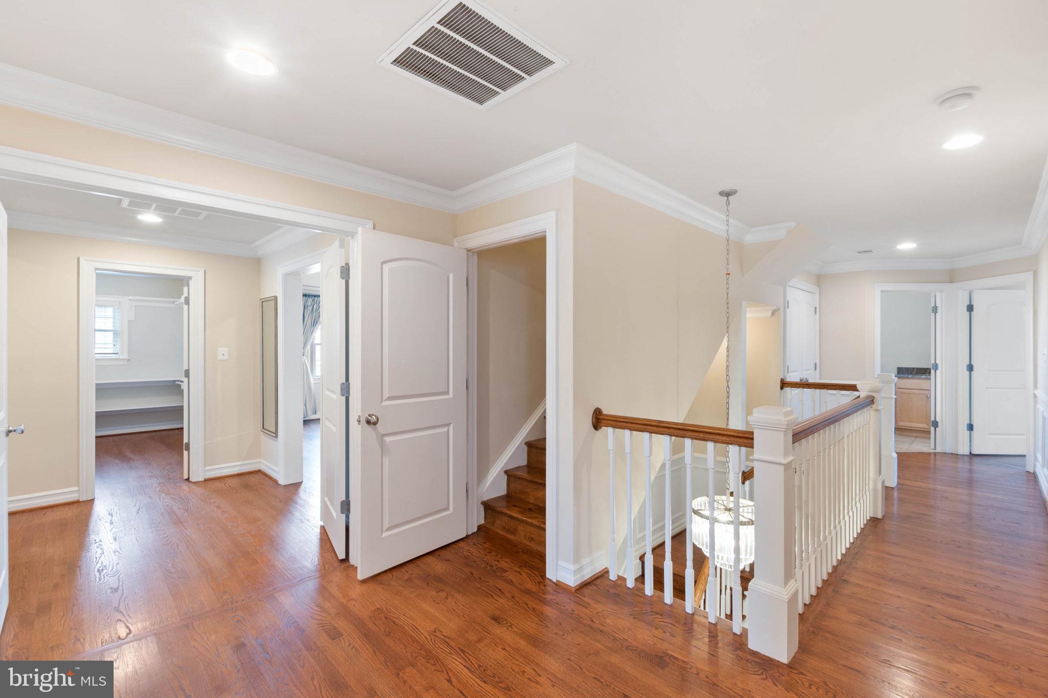 CHESTERBROOK GARDENS - Residential