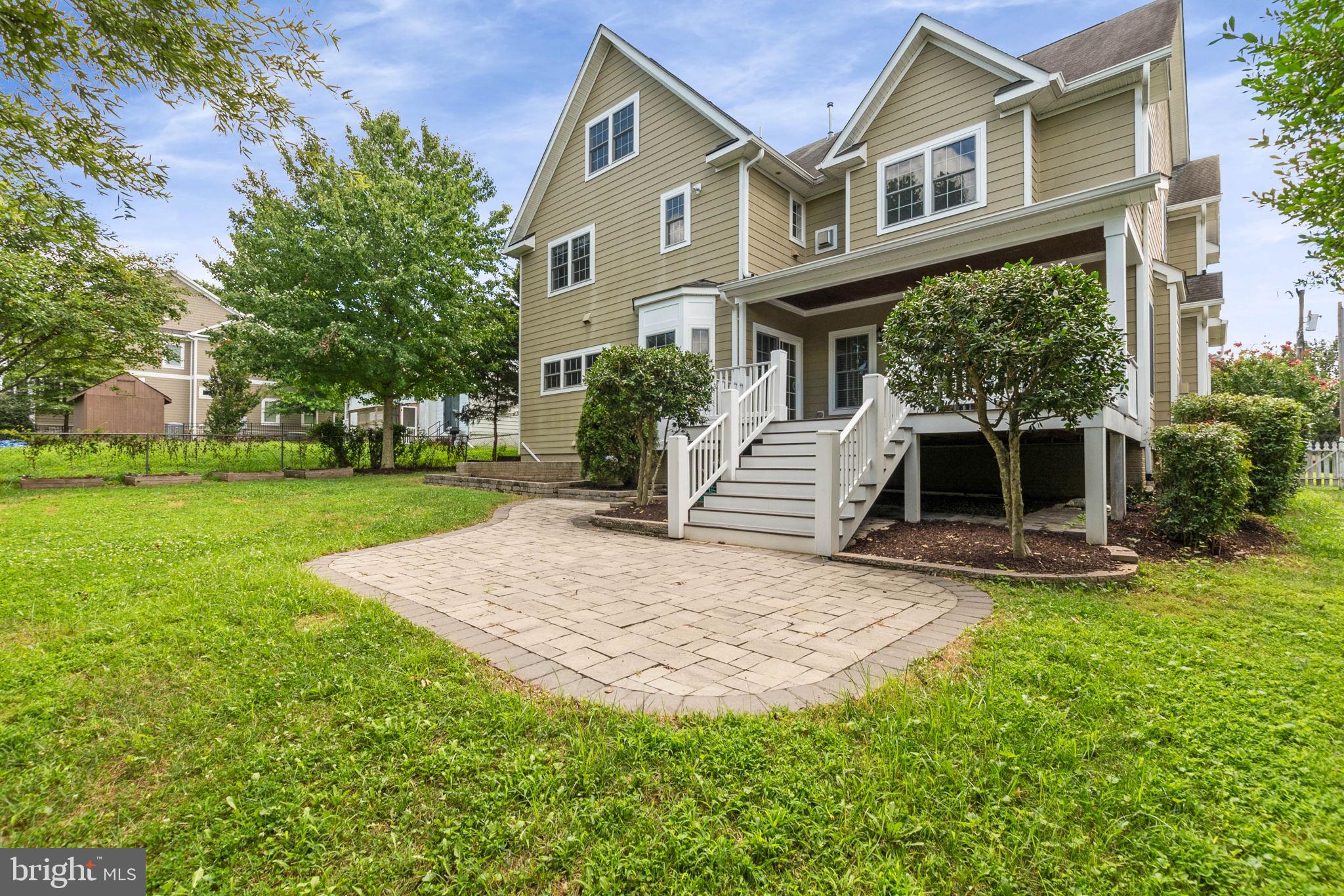 CHESTERBROOK GARDENS - Residential