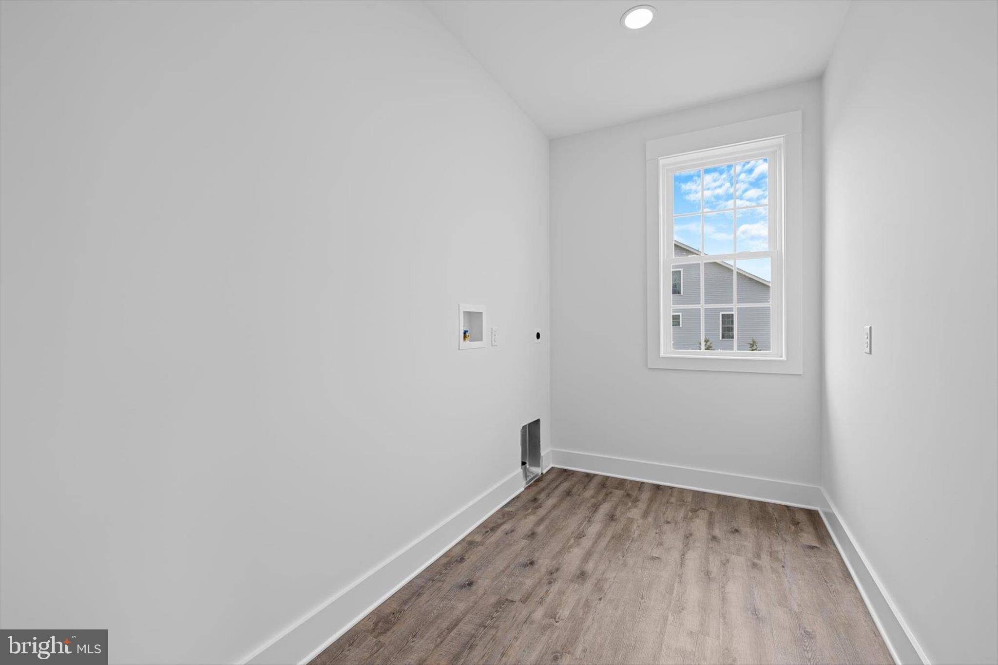 MARATHON VILLAGE - Residential