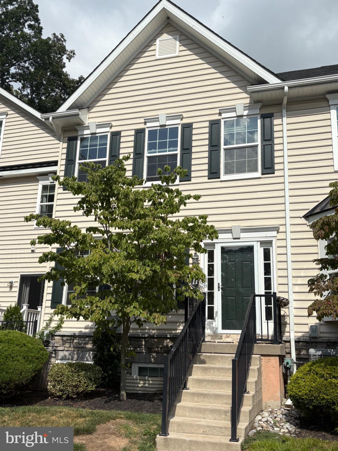 Nestled in the highly sought after Carriage Hill community, this townhouse offers a harmonious blend of luxury and comfort. Step inside to discover a freshly painted and thoughtfully designed interior featuring an open floor plan that seamlessly connects the dining and living areas, creating an inviting space for both relaxation and entertaining. The upgraded kitchen is equipped with stainless steel appliances, including a gas oven/range, built-in microwave, side by side refrigerator and dishwasher. The spacious island and pantry provide ample storage and prep space, while upgraded granite countertops. The home boasts three generously sized bedrooms, each designed with comfort in mind. The second floor offers the primary suite featuring a large walk-in closet and an en-suite bathroom complete with a walk-in shower and the second bedroom that is ample in size with its own walk in closet and ensuite bath. Upstairs on the 3rd floor you will find the private 3rd bedroom with an ensuite bath featuring a walk in shower and large closet. All new beautiful luxury vinyl plank throughout. Additional highlights include a partially finished basement, ideal for a home gym, office space or additional living room. The laundry room is located in the basement and has good space for storage. This lease includes a range of amenities such as common area maintenance, lawn service, and snow removal, allowing you to enjoy a carefree lifestyle. At the back of the community you will find Hanusey Park featuring a walking trail, playground, basketball courts and soccer fields. Central Bucks Schools. Great location with easy access to 313, 611 and 202. No smoking and no pets. Must have good credit and income.