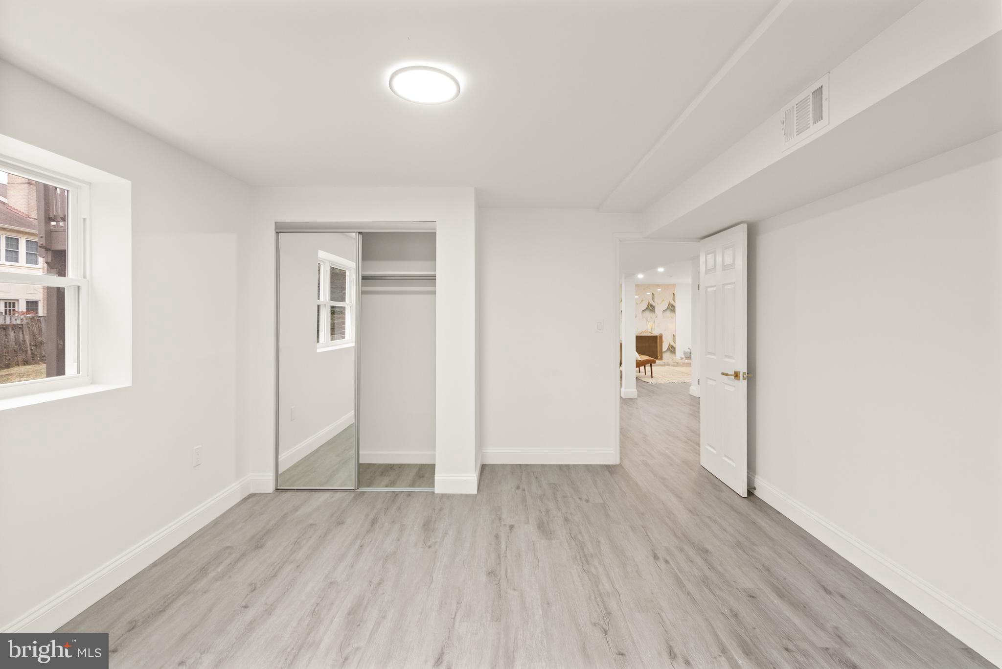 BOULEVARD MANOR - Residential