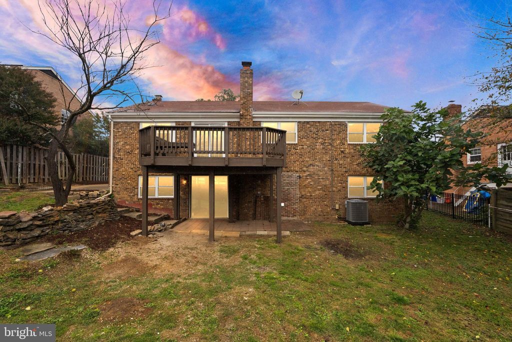 Photo of 306 N Madison Street, ARLINGTON, VA 22203 (MLS # VAAR2069576)