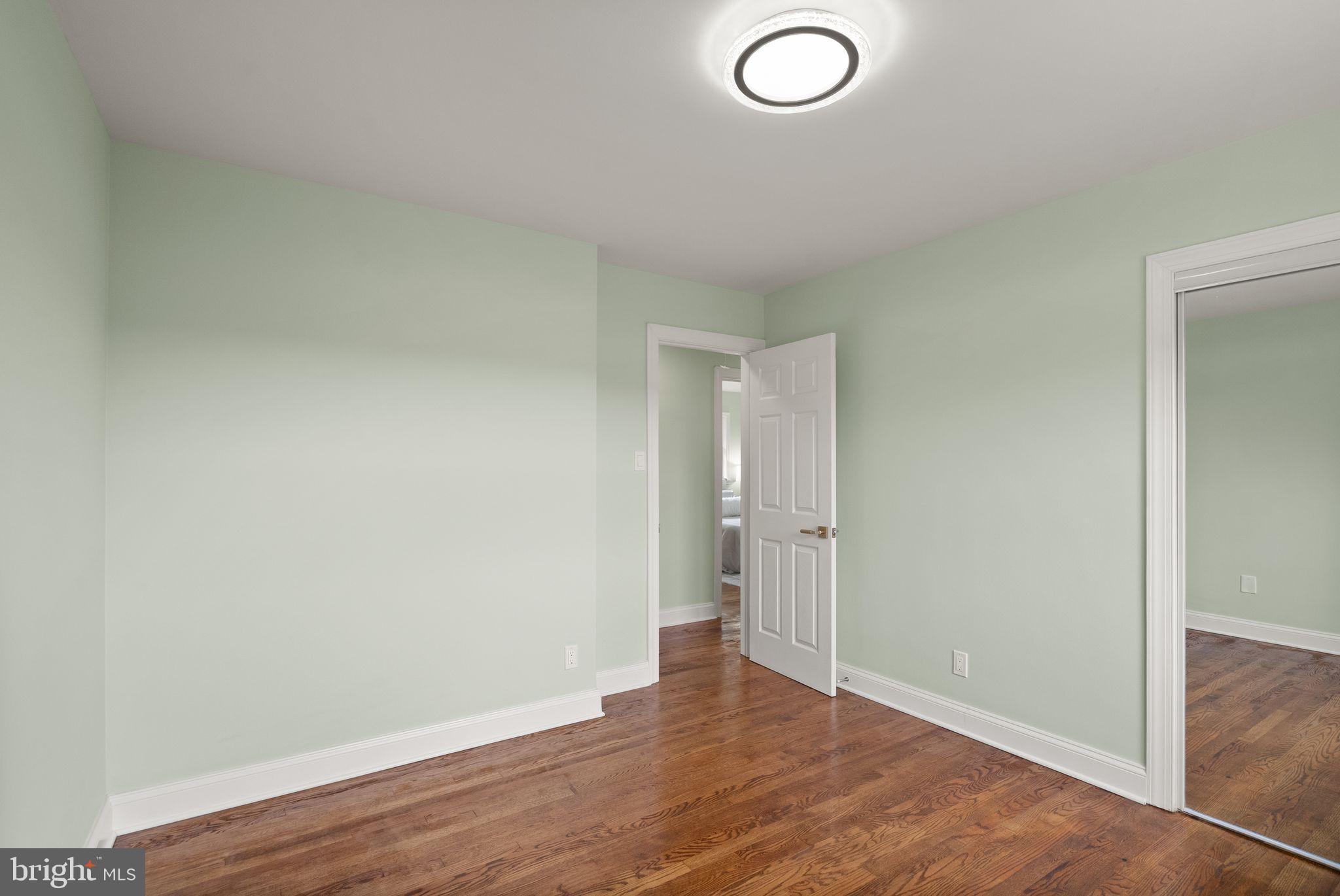 BOULEVARD MANOR - Residential