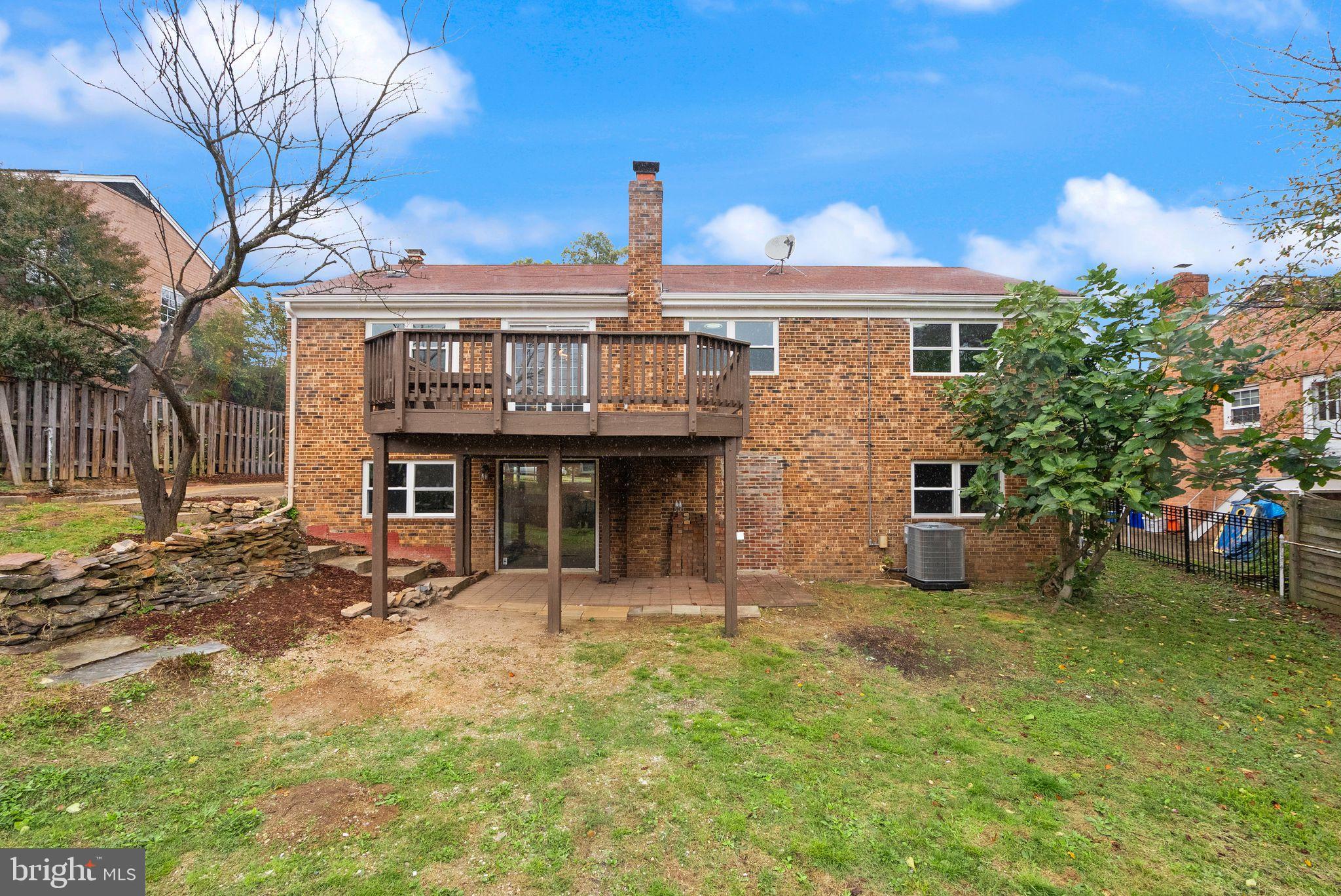 BOULEVARD MANOR - Residential