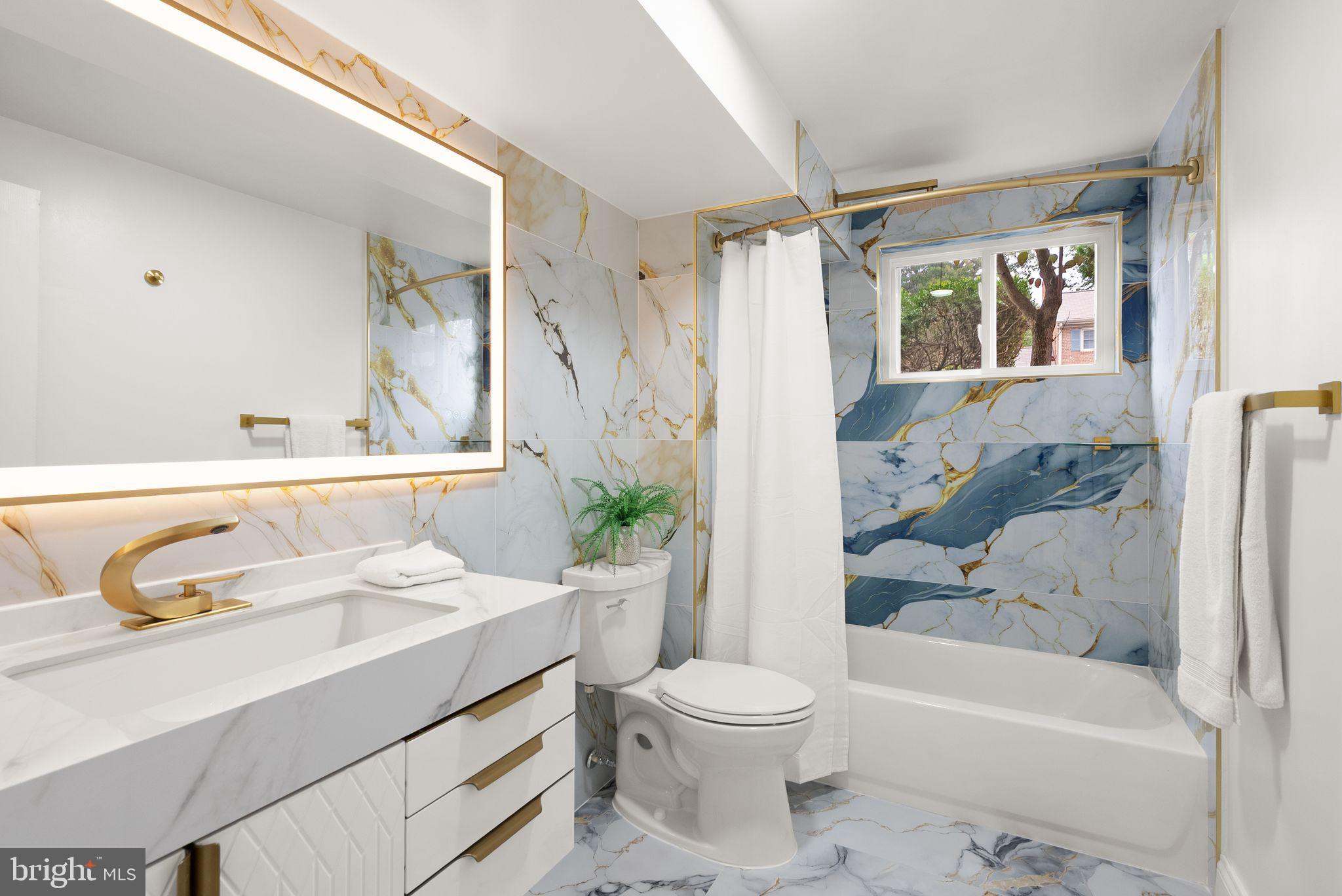 BOULEVARD MANOR - Residential