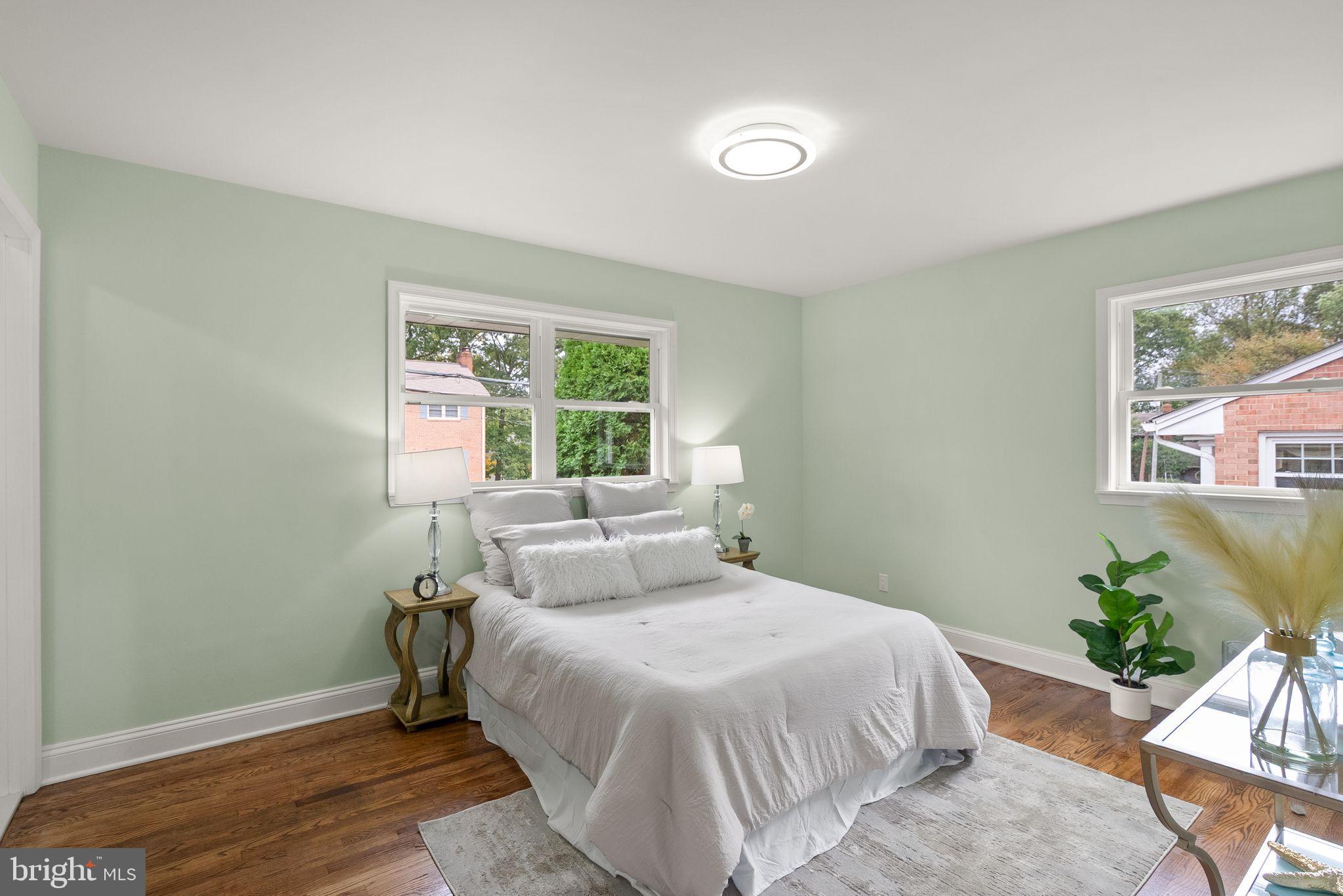 BOULEVARD MANOR - Residential