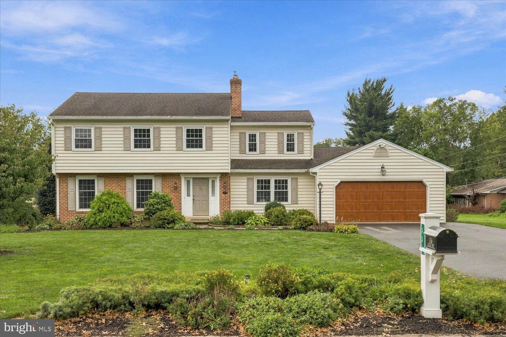 Photo of 336 Richland Drive, LANCASTER, PA 17601 (MLS # PALA2094106)