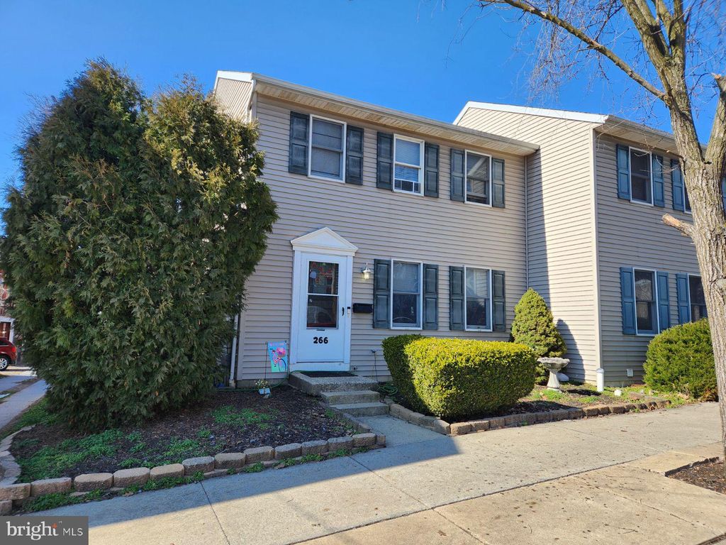 Photo of 266 S 4th Street, COLUMBIA, PA 17512 (MLS # PALA2061608)