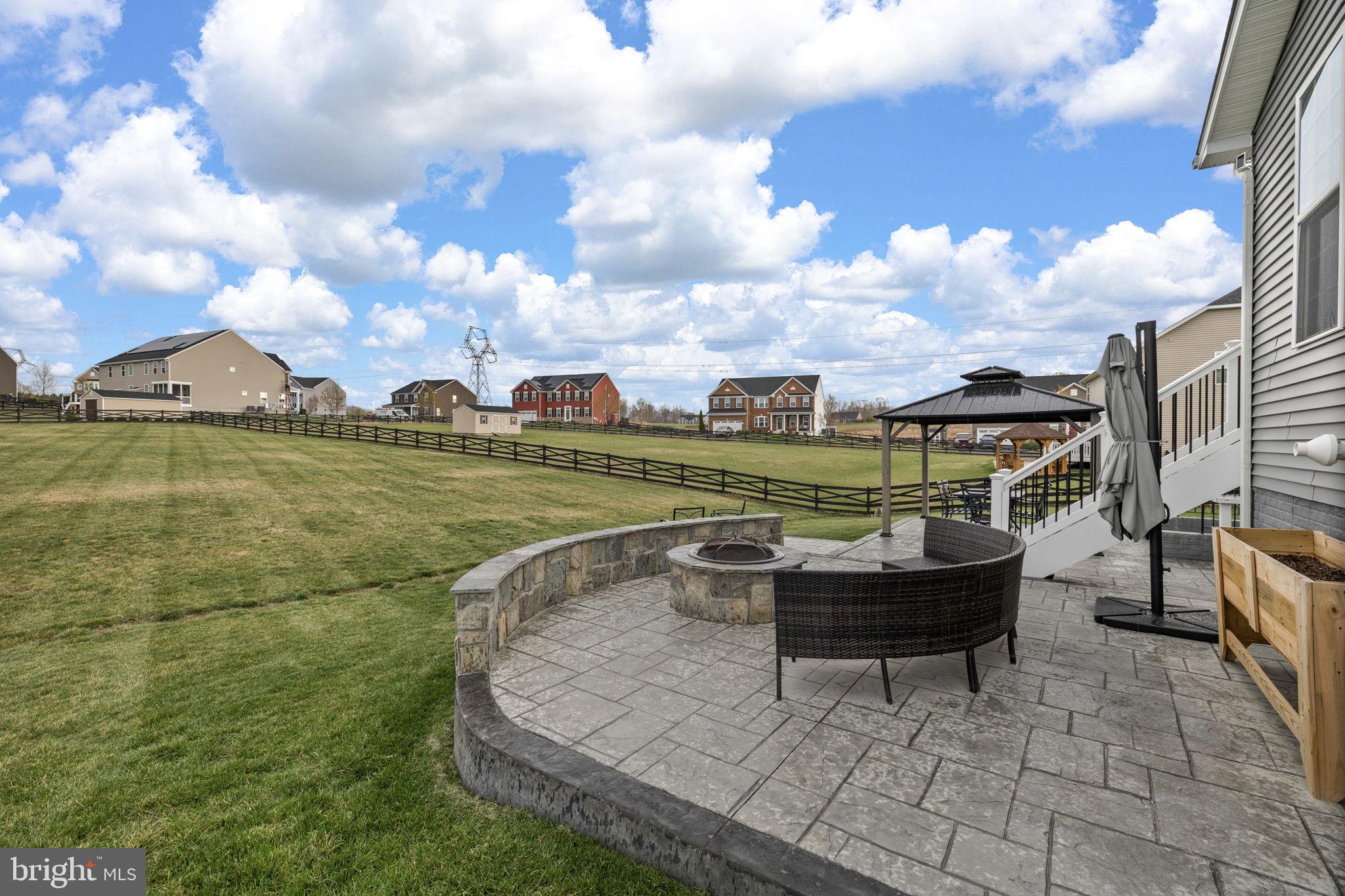 THE CROSSINGS - Residential