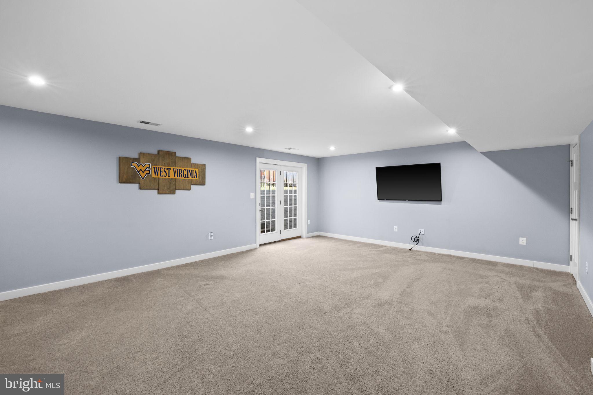 THE CROSSINGS - Residential