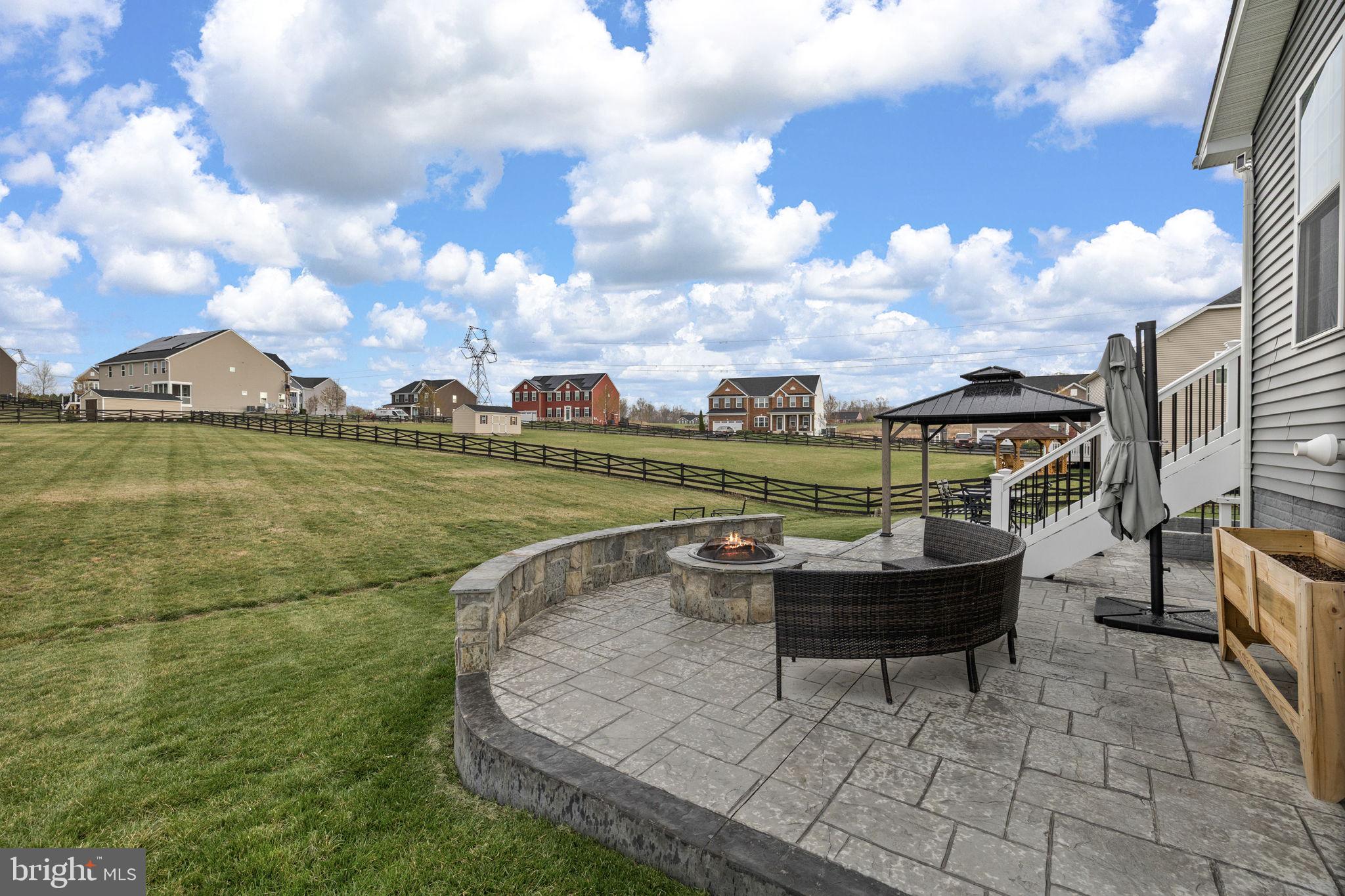 THE CROSSINGS - Residential