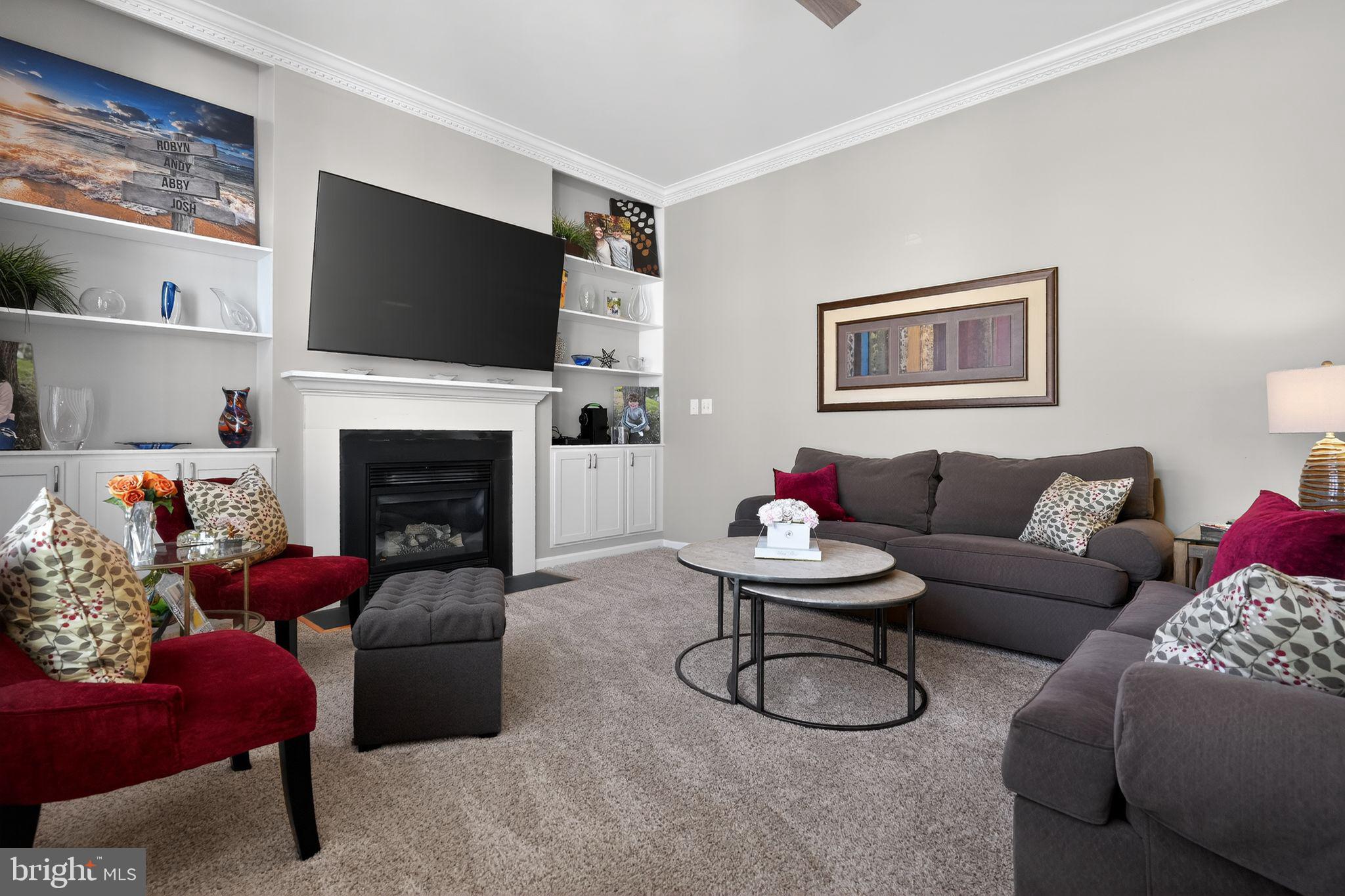 CROFTON FARMS - Residential