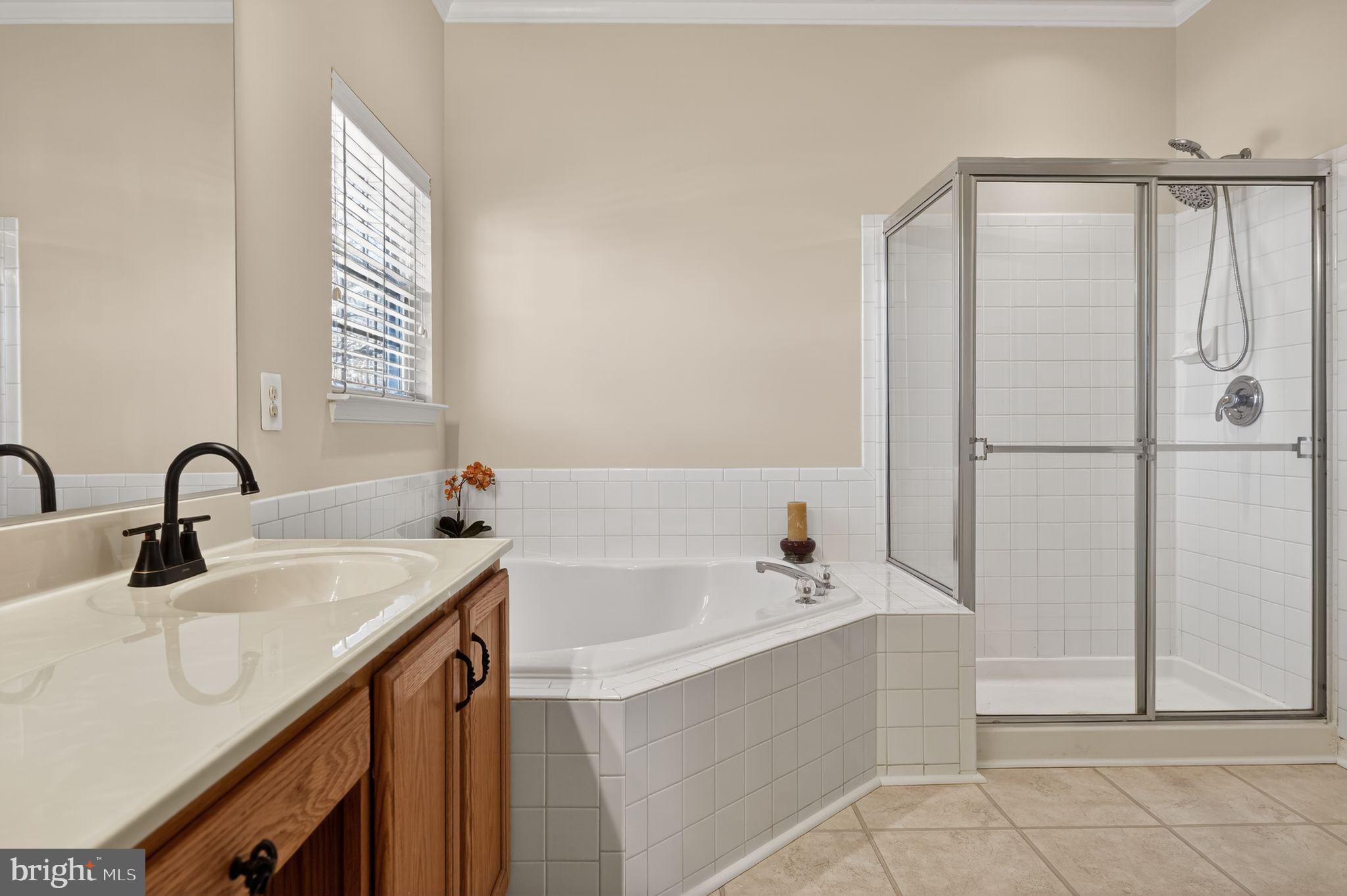 CROFTON FARMS - Residential