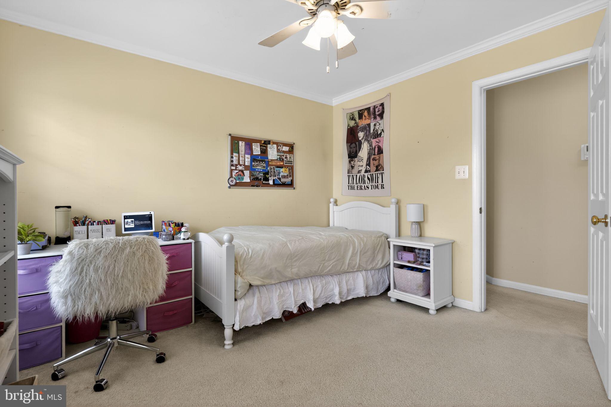 CROFTON FARMS - Residential