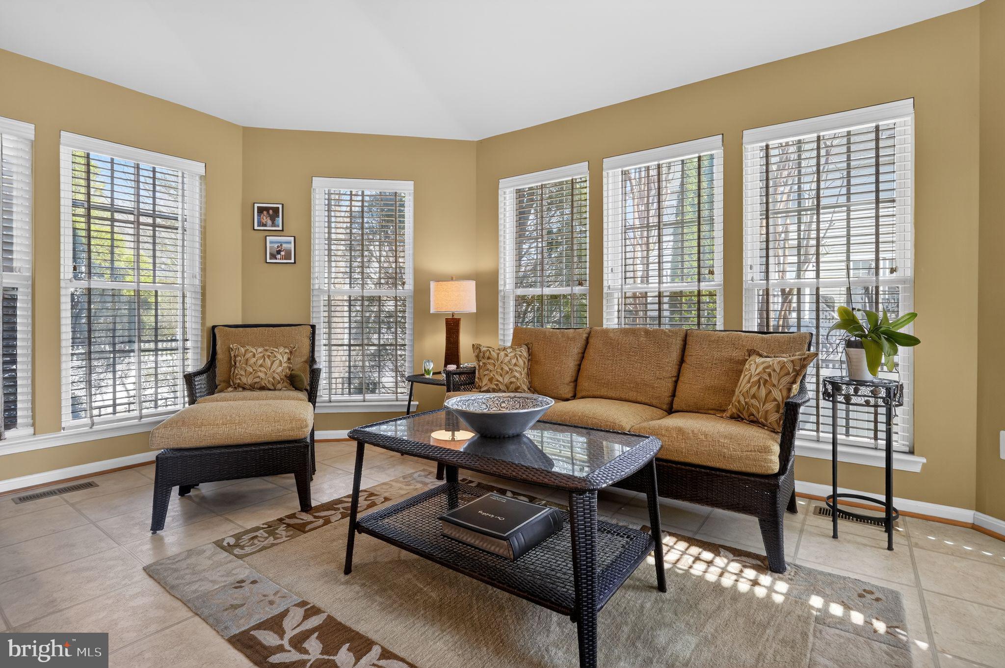 CROFTON FARMS - Residential