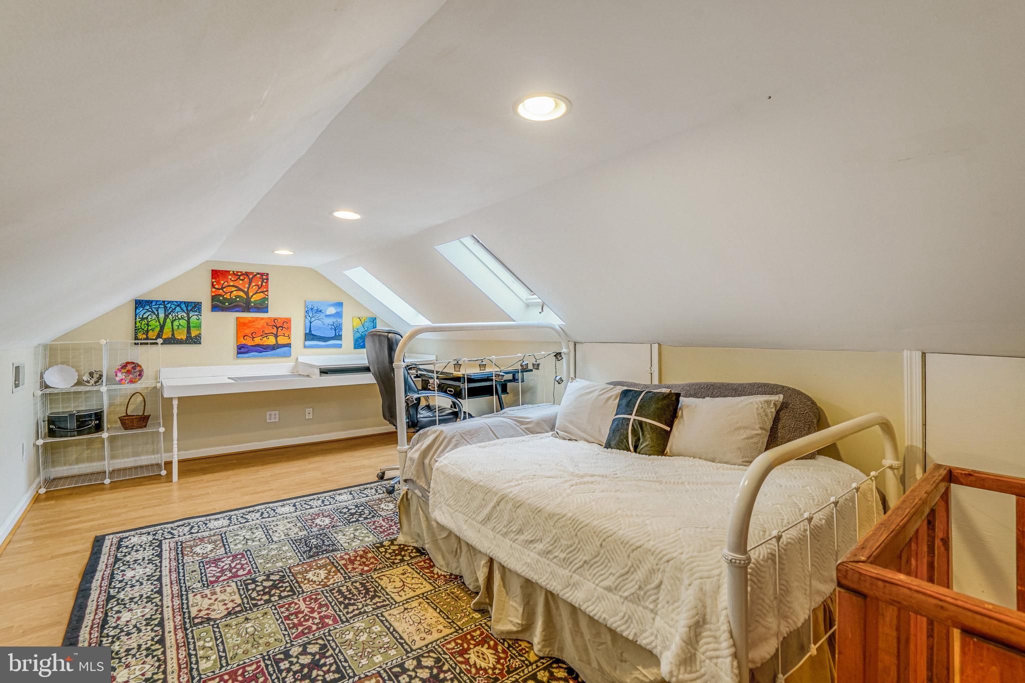 GROVETON HEIGHTS - Residential