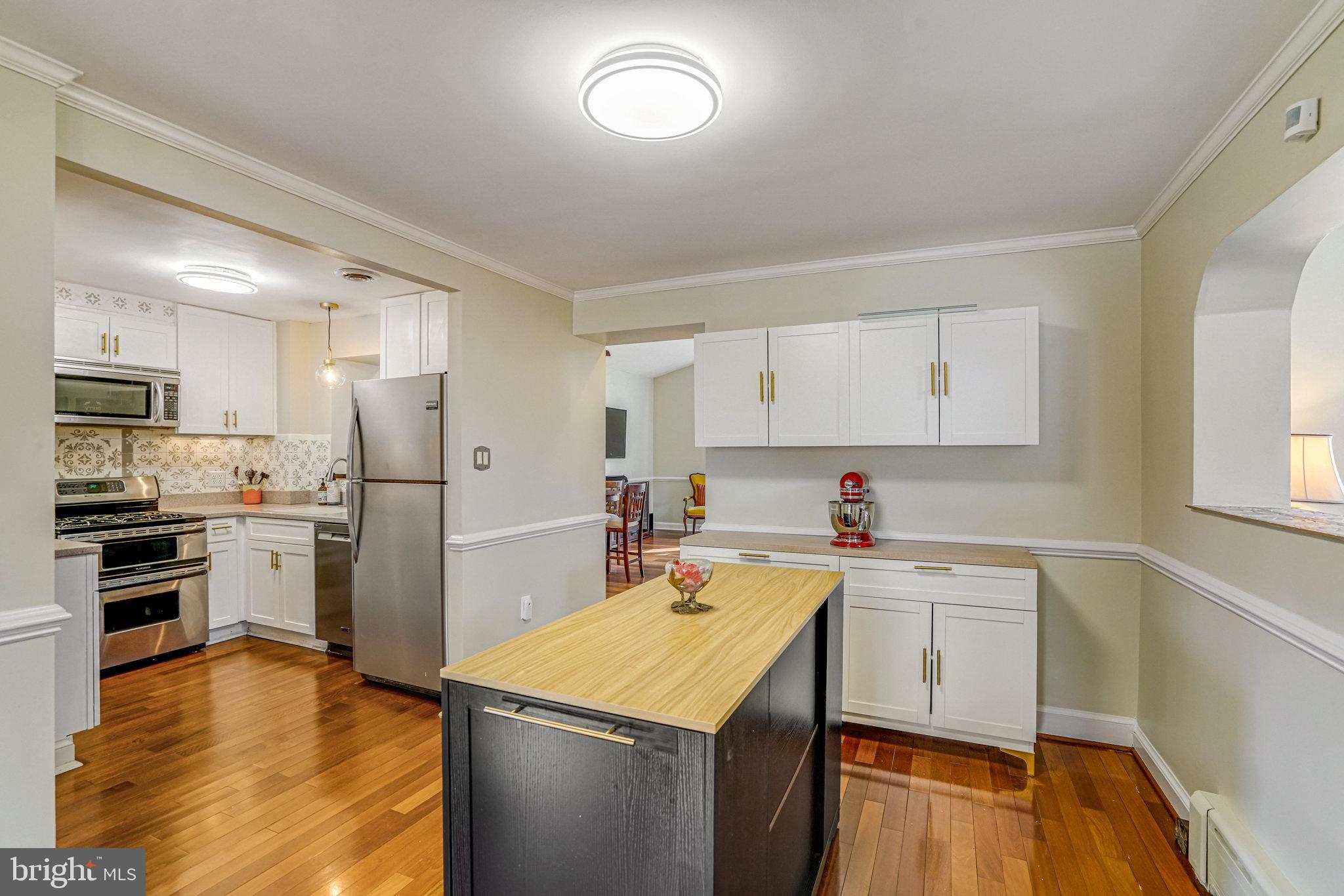 GROVETON HEIGHTS - Residential