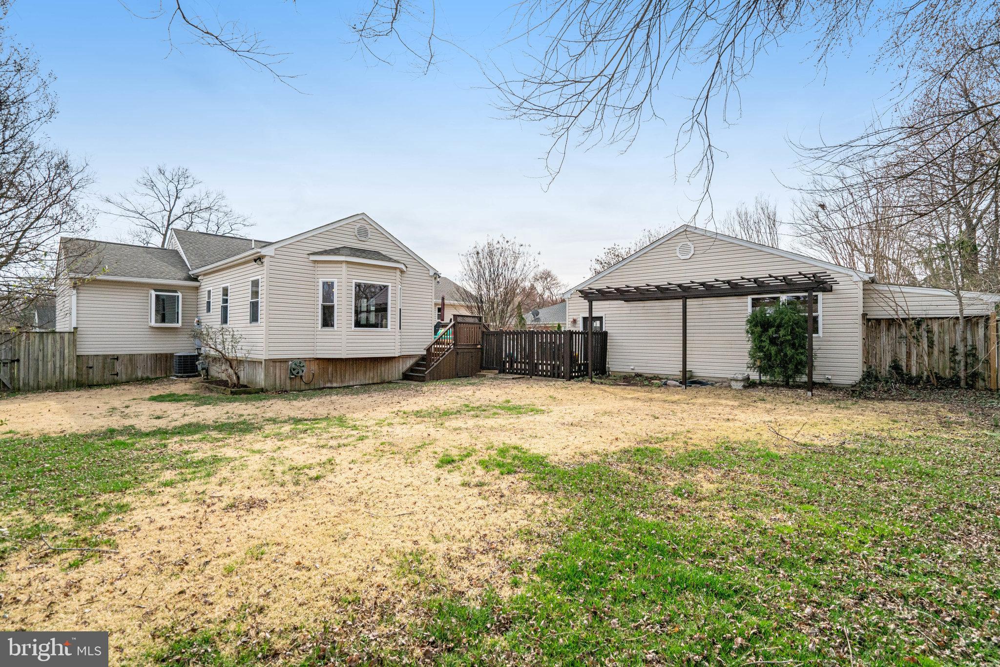 GROVETON HEIGHTS - Residential