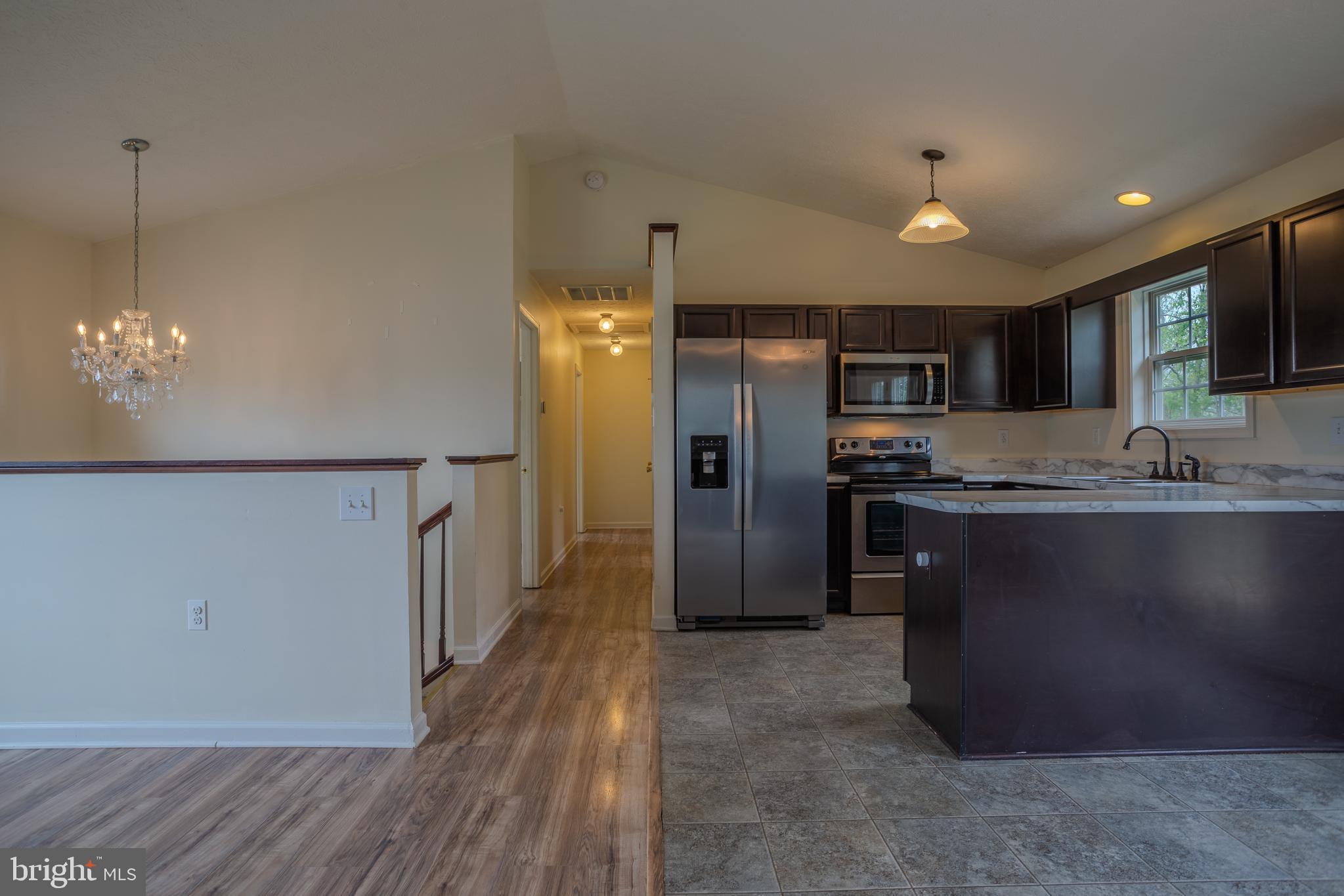 CHESSIE COURT - Residential