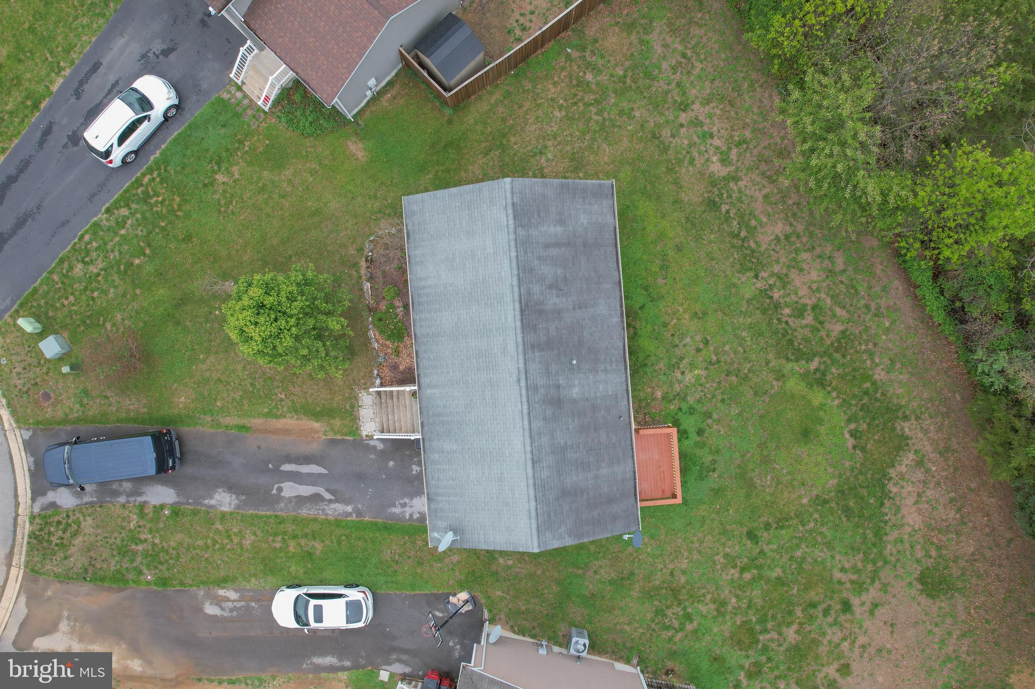 CHESSIE COURT - Residential