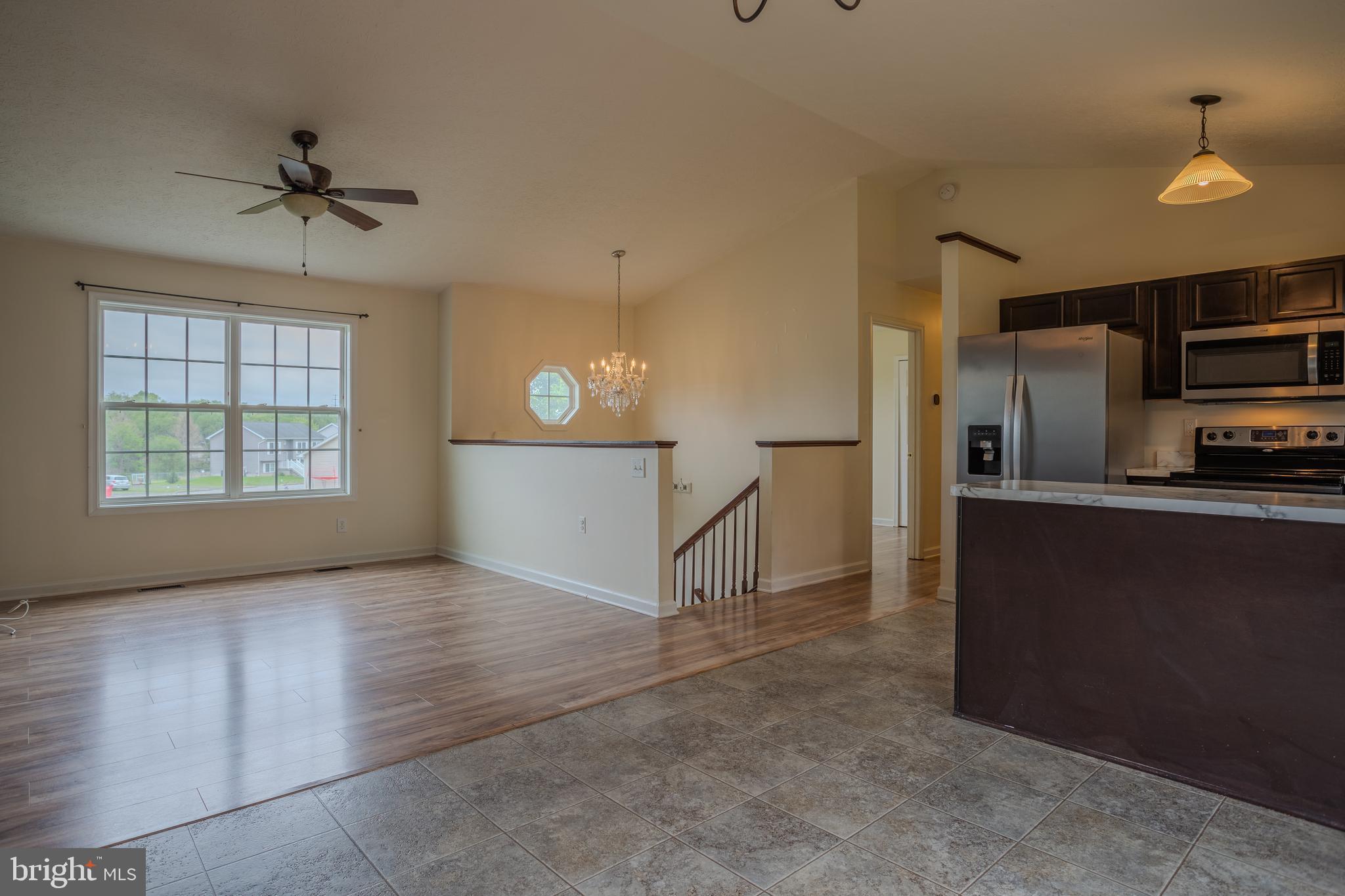 CHESSIE COURT - Residential