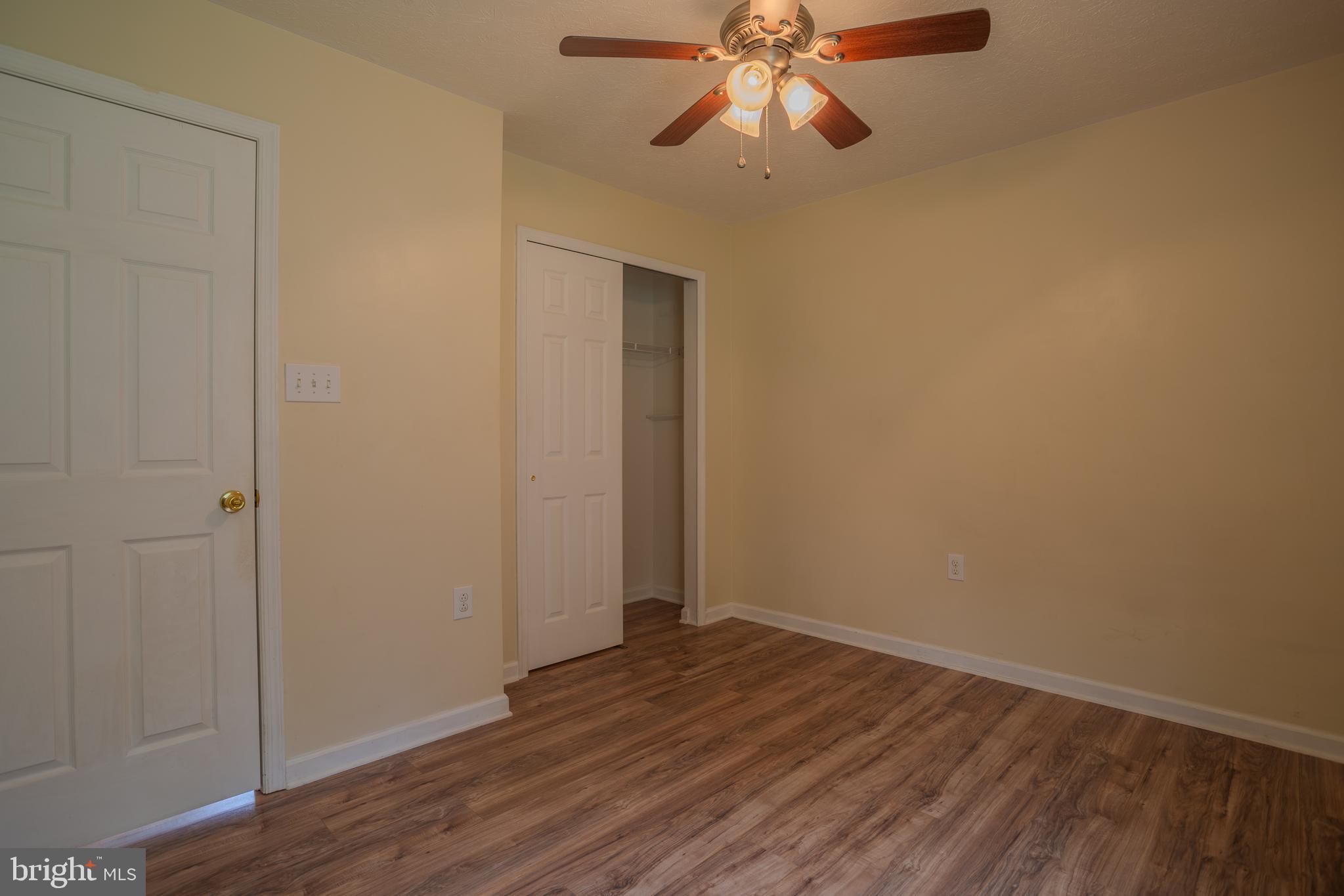 CHESSIE COURT - Residential