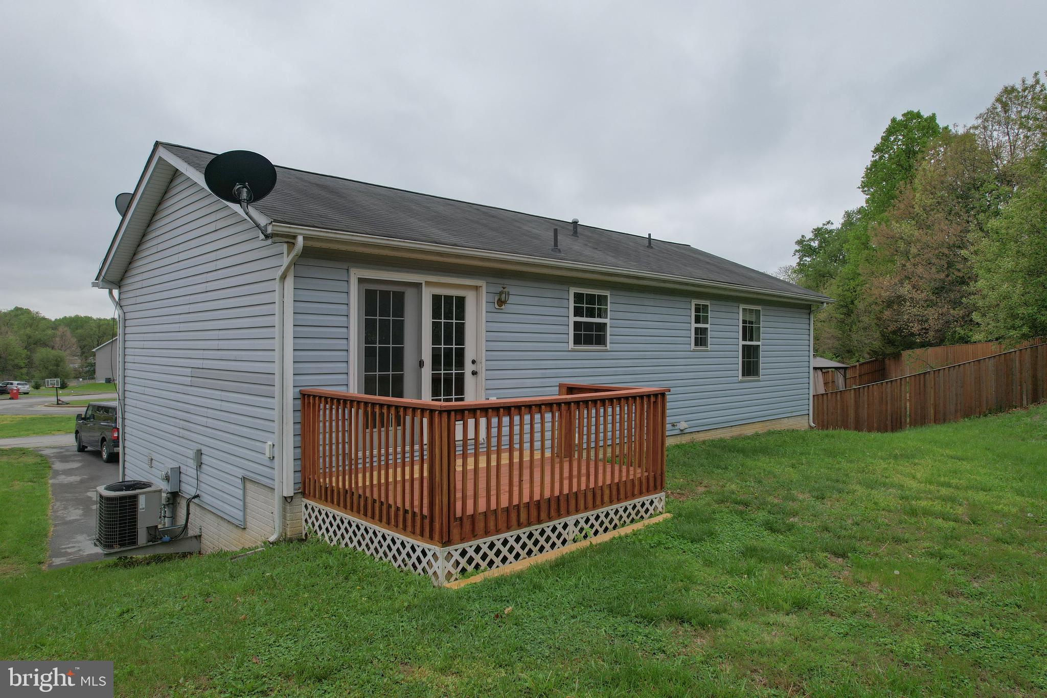 CHESSIE COURT - Residential
